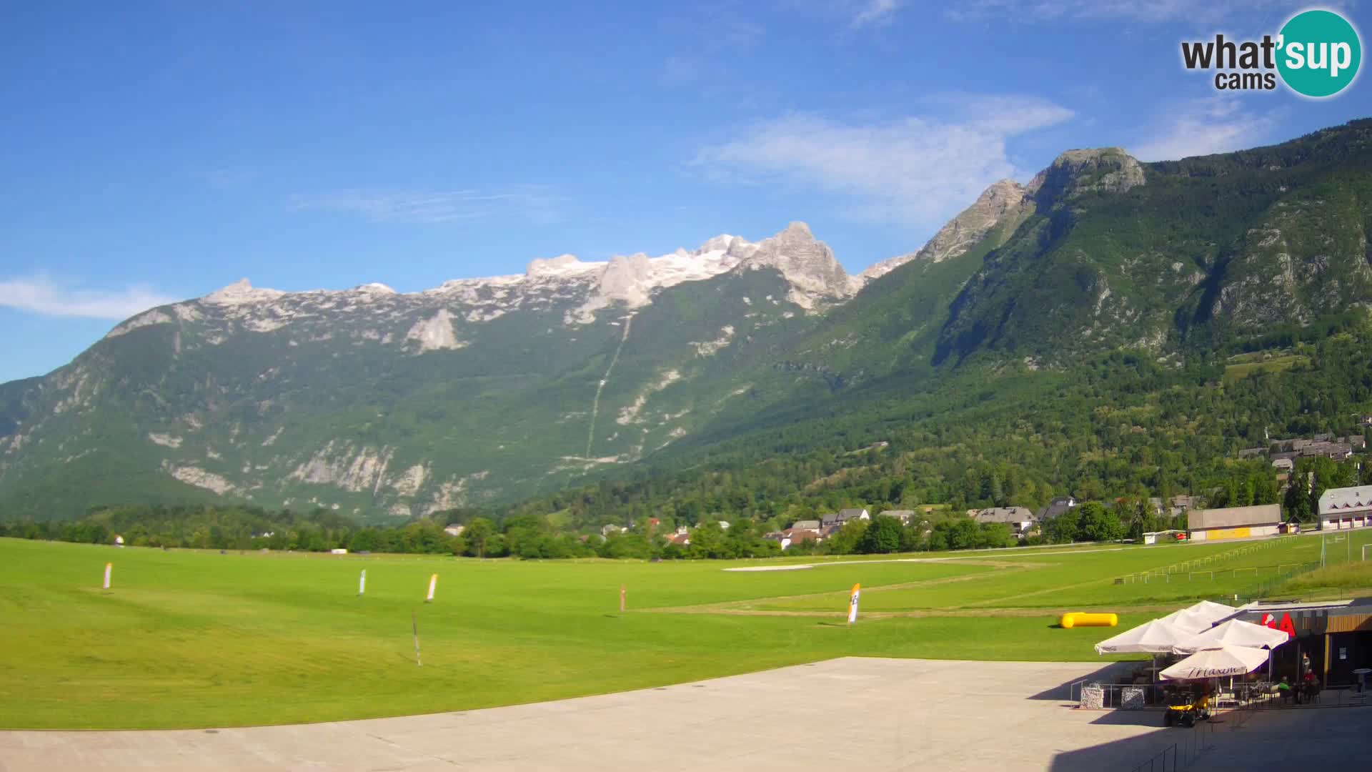 Live webcam Bovec airport – View to Kanin