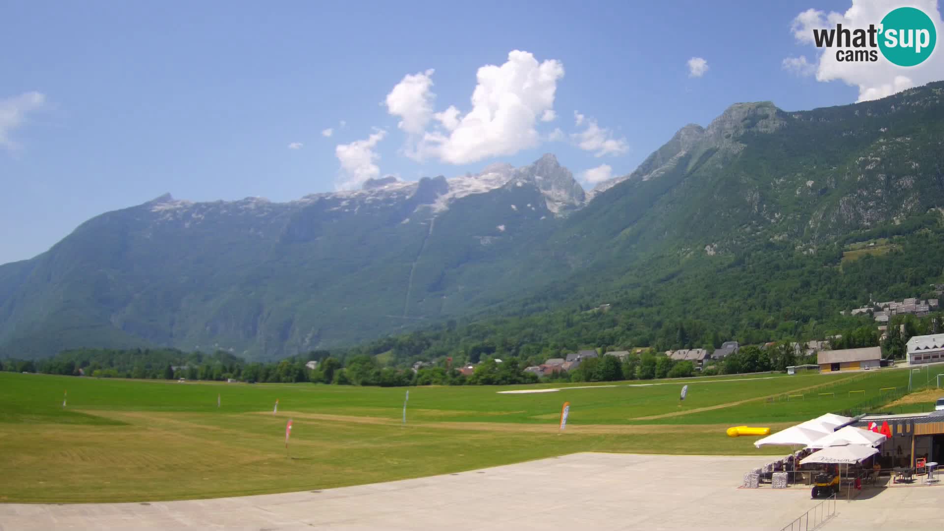 Live webcam Bovec airport – View to Kanin