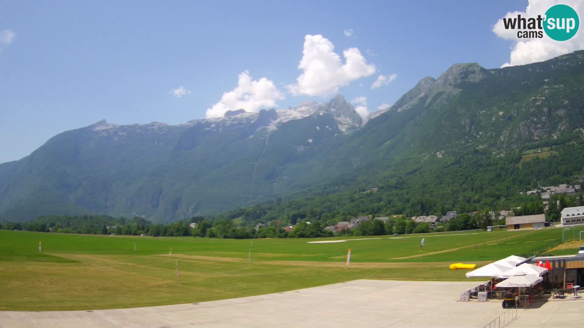 Live webcam Bovec airport – View to Kanin