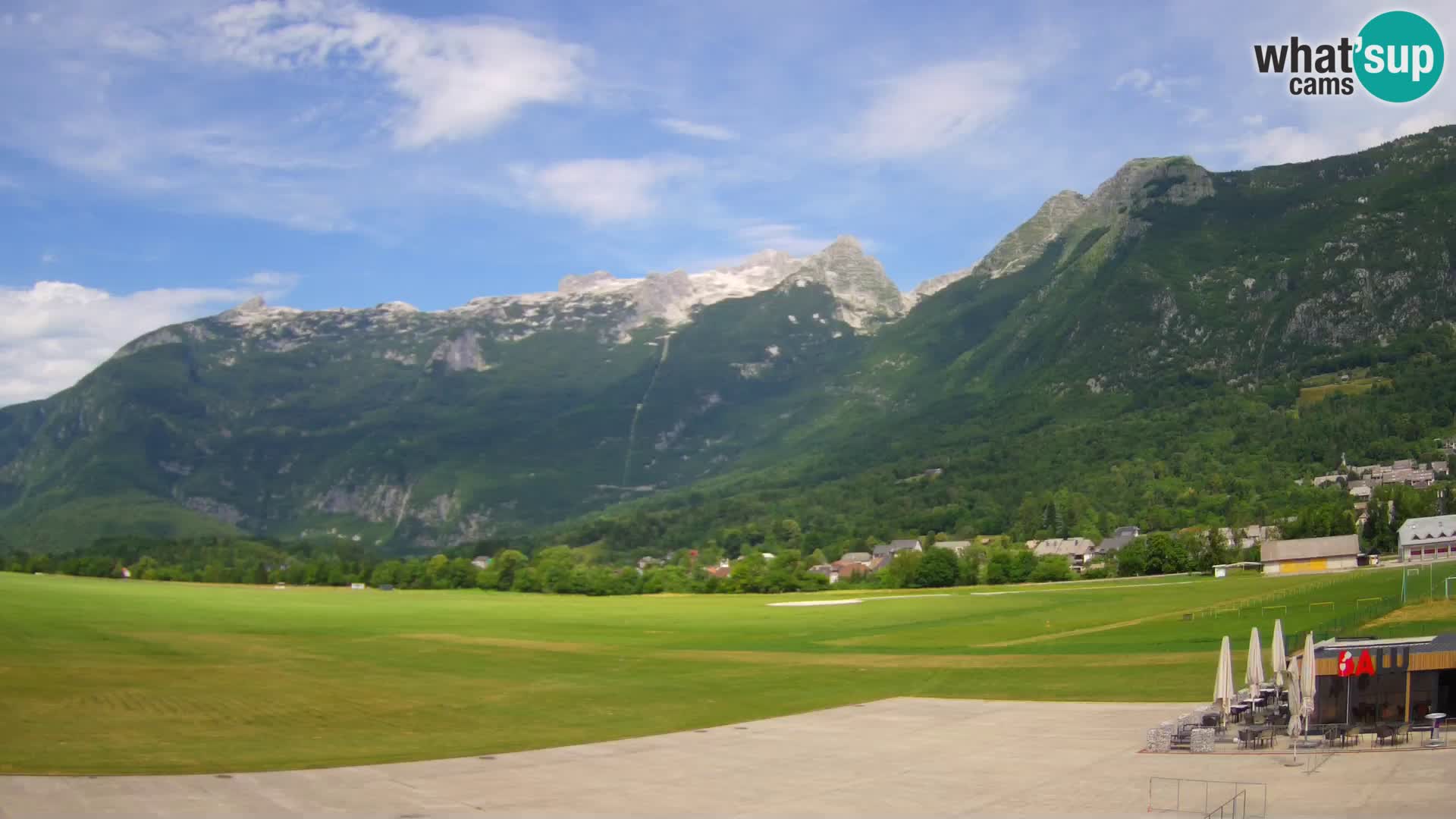 Webcam en direct Aéroport de Bovec – Vue sur Kanin