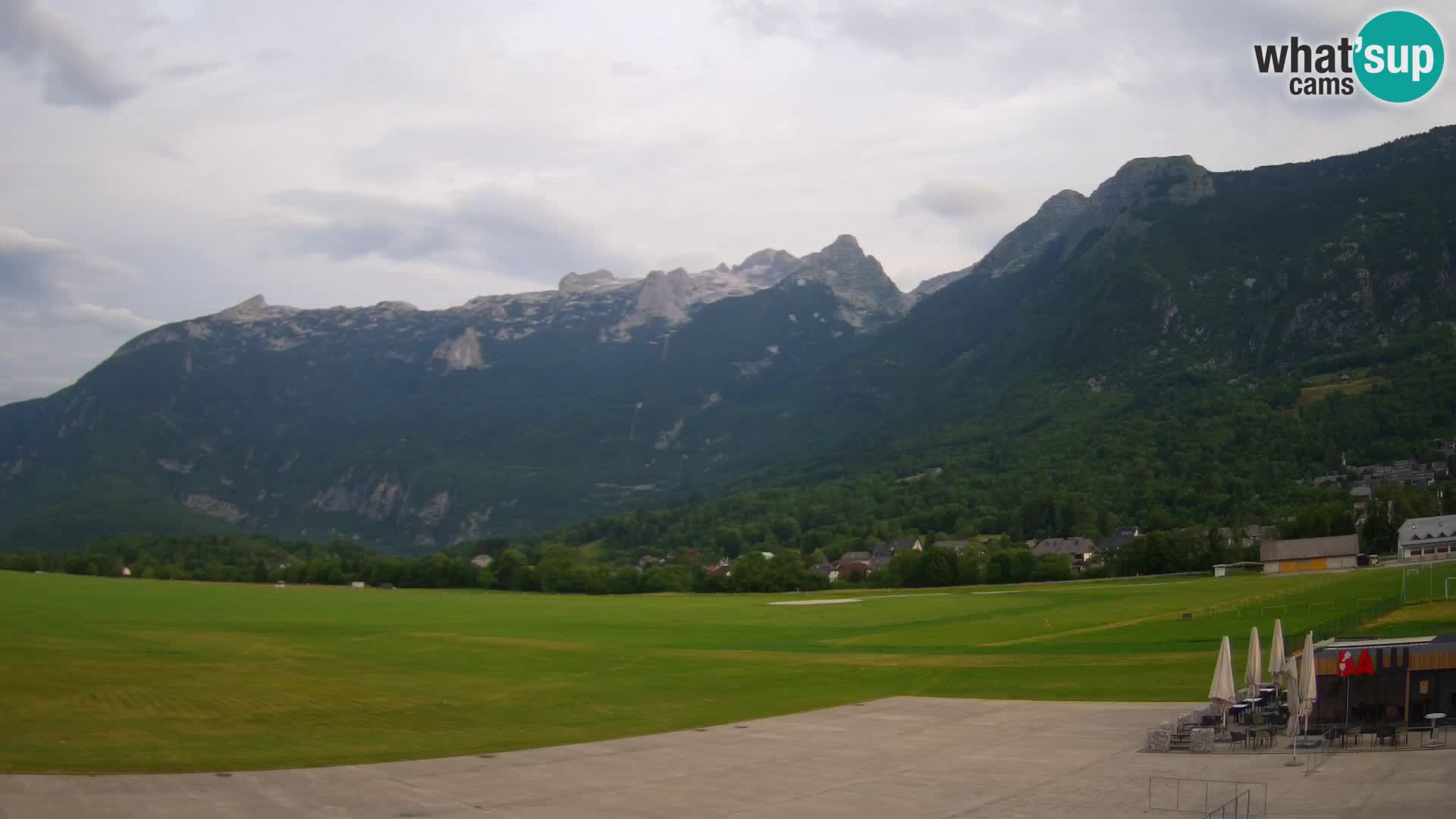 Live webcam Bovec airport – View to Kanin