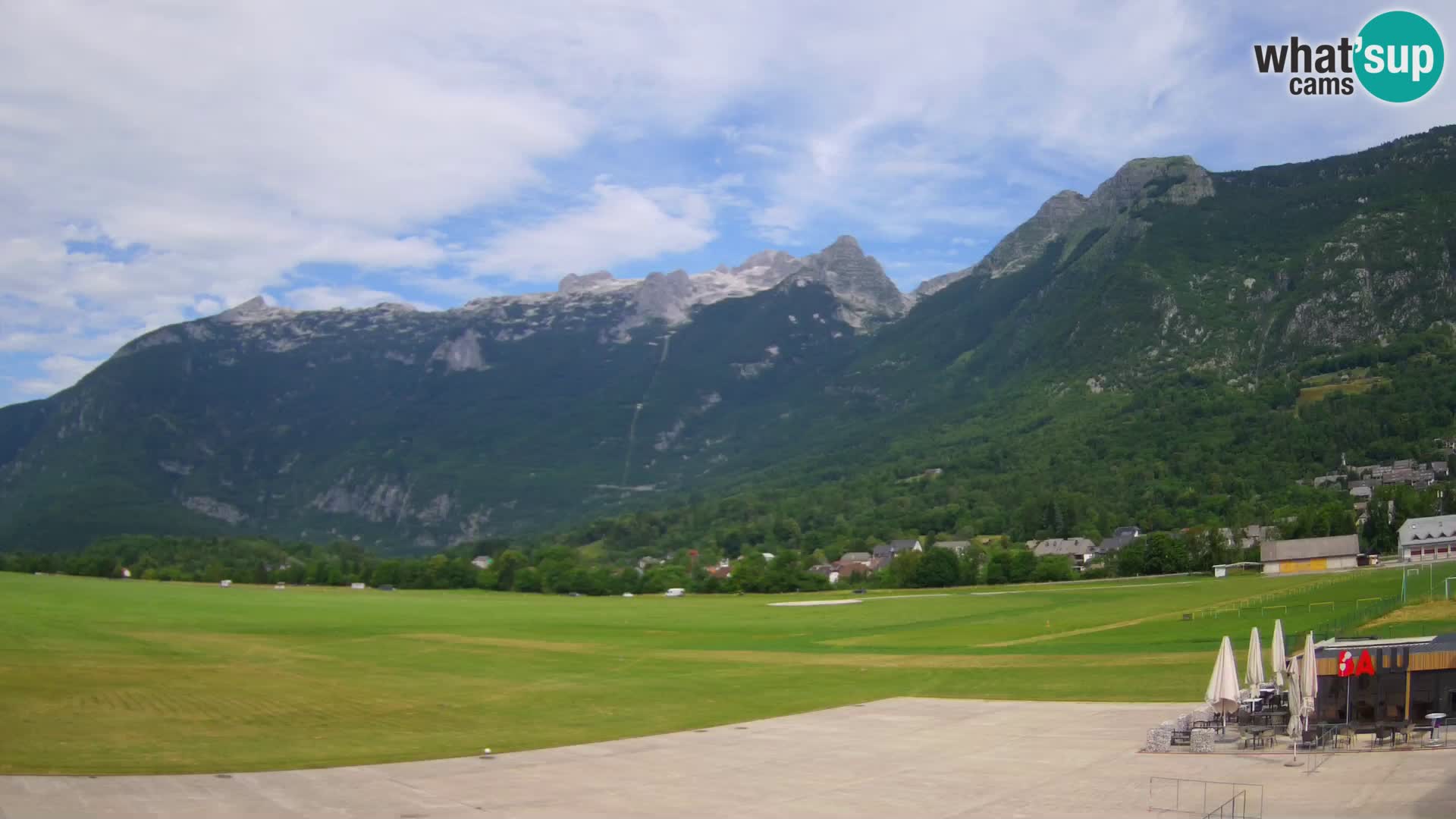Cámara web en vivo Aeropuerto de Bovec – Vista a Kanin