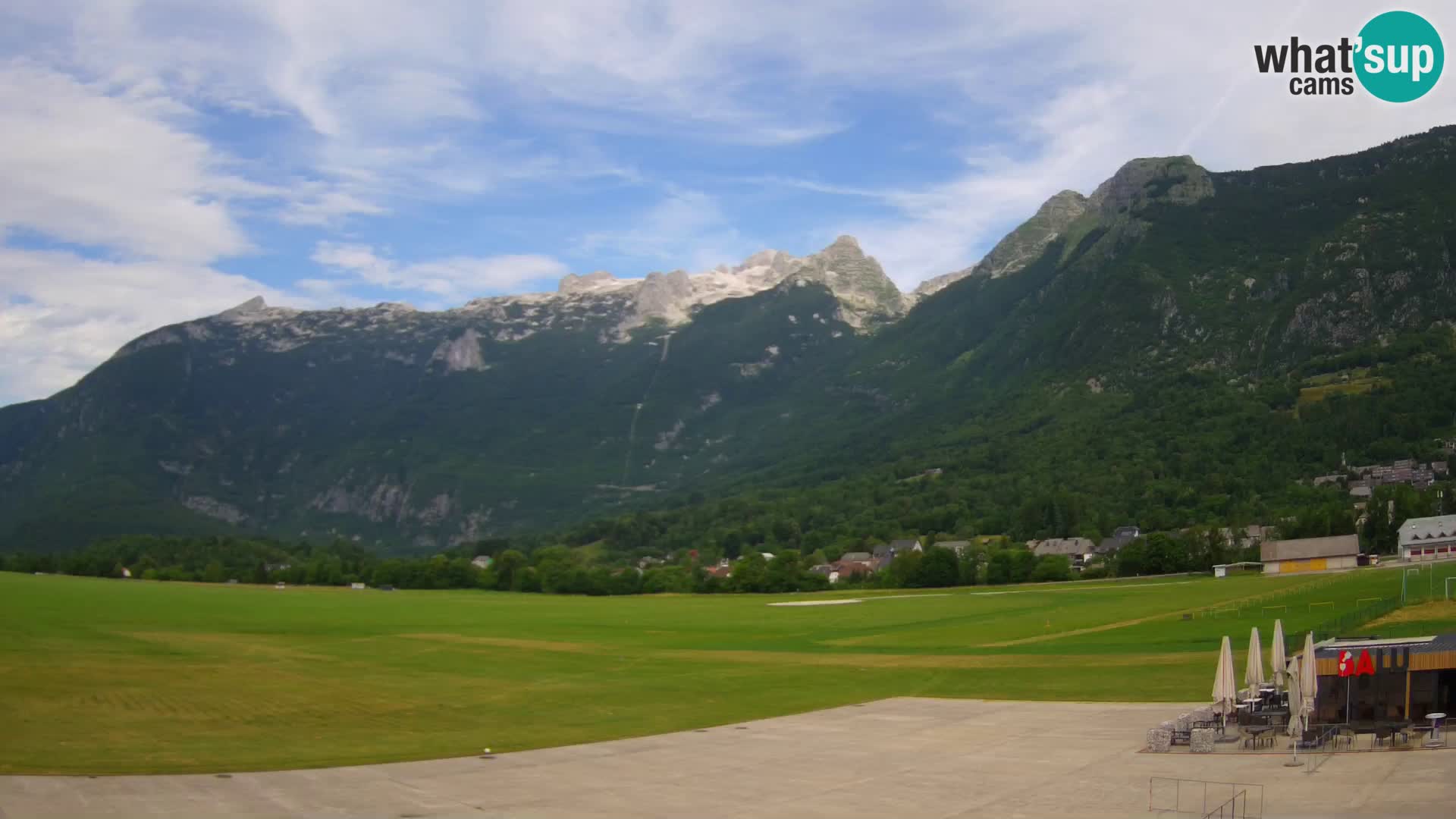 Cámara web en vivo Aeropuerto de Bovec – Vista a Kanin