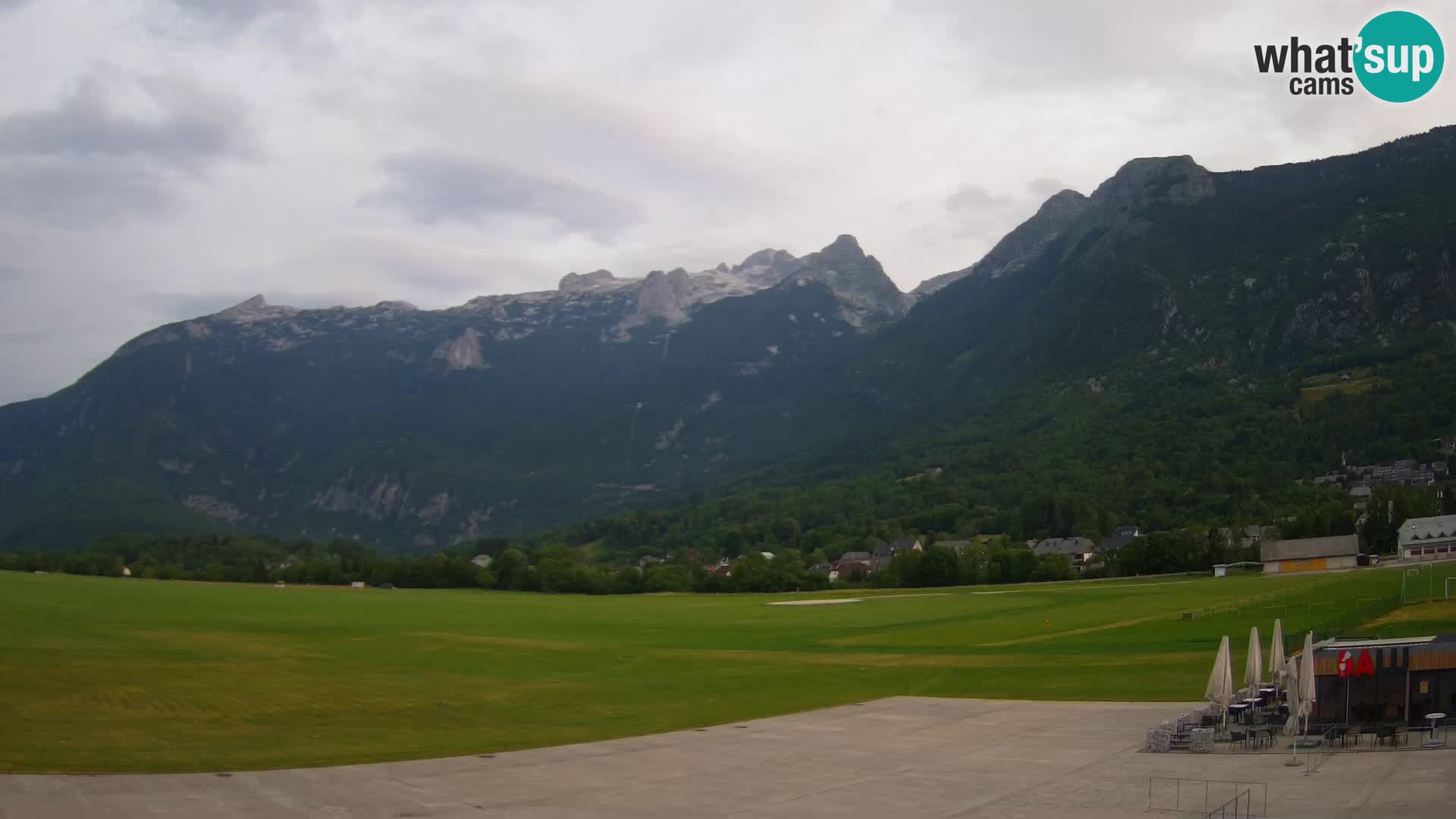 Live webcam Bovec airport – View to Kanin