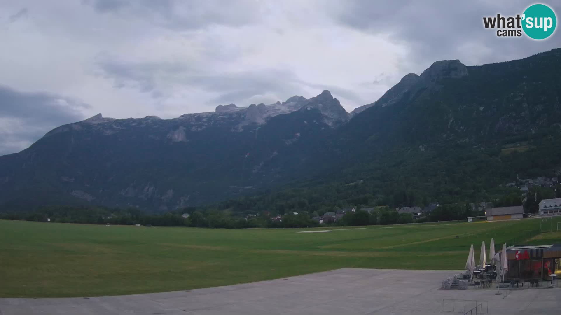 Live webcam Bovec airport – View to Kanin