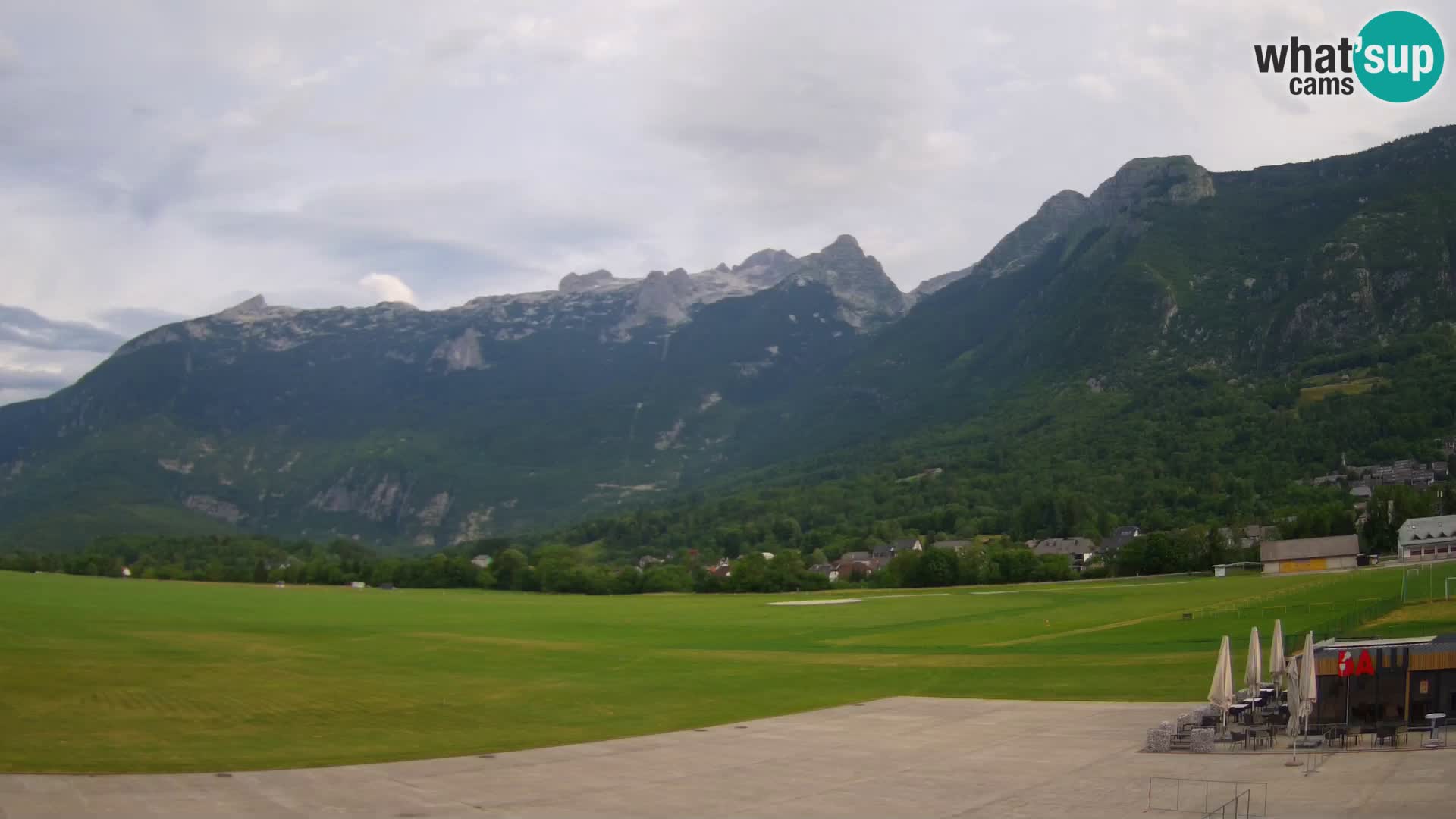 Live webcam Bovec airport – View to Kanin