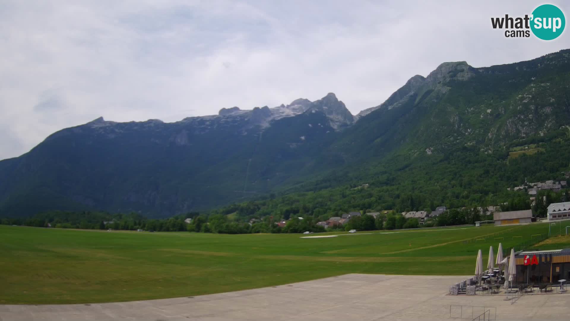 Live webcam Bovec airport – View to Kanin
