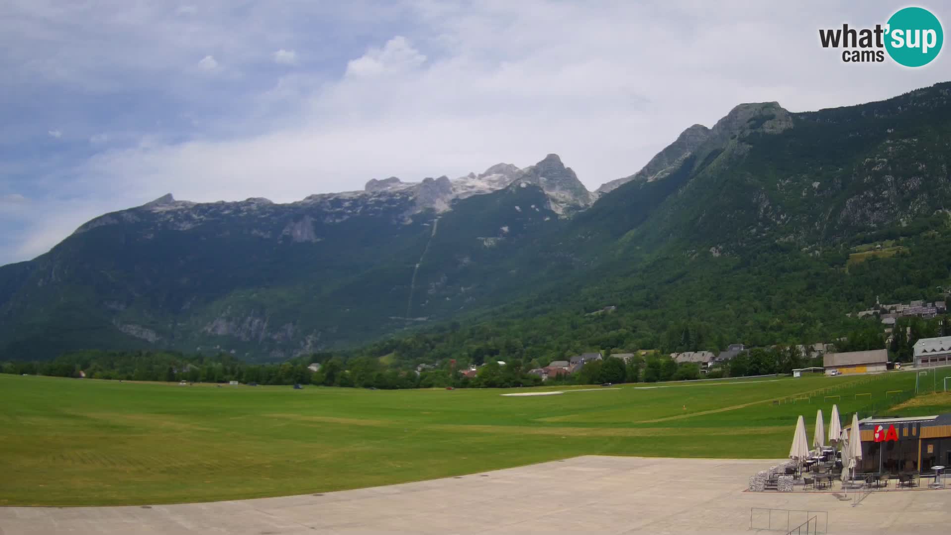 Cámara web en vivo Aeropuerto de Bovec – Vista a Kanin