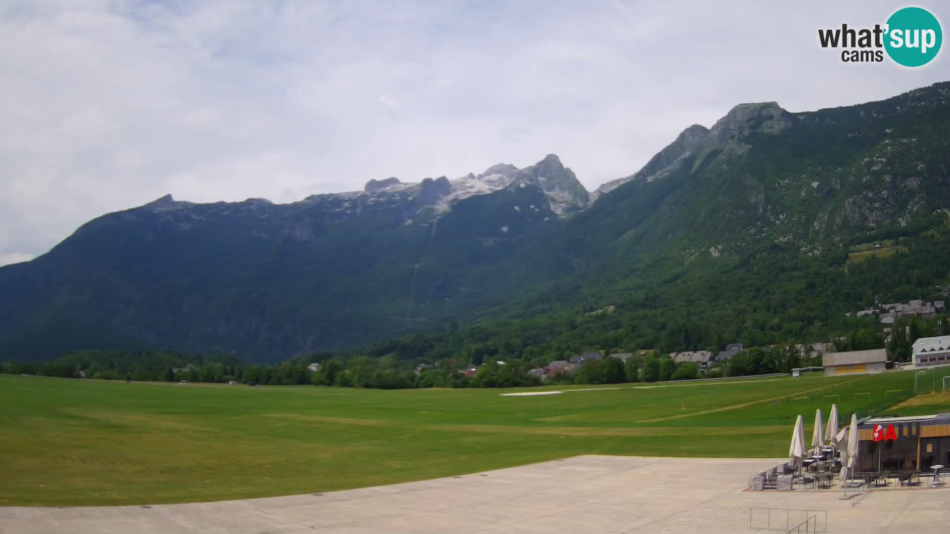 Live webcam Bovec airport – View to Kanin