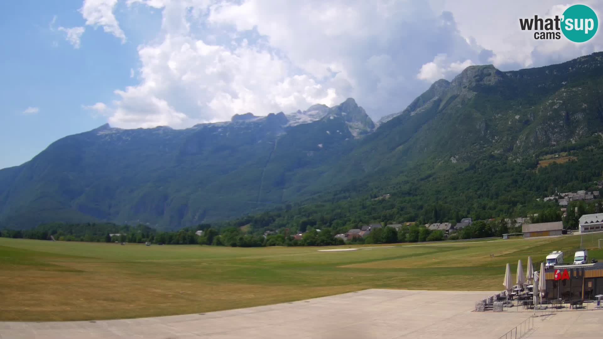 Webcam en direct Aéroport de Bovec – Vue sur Kanin