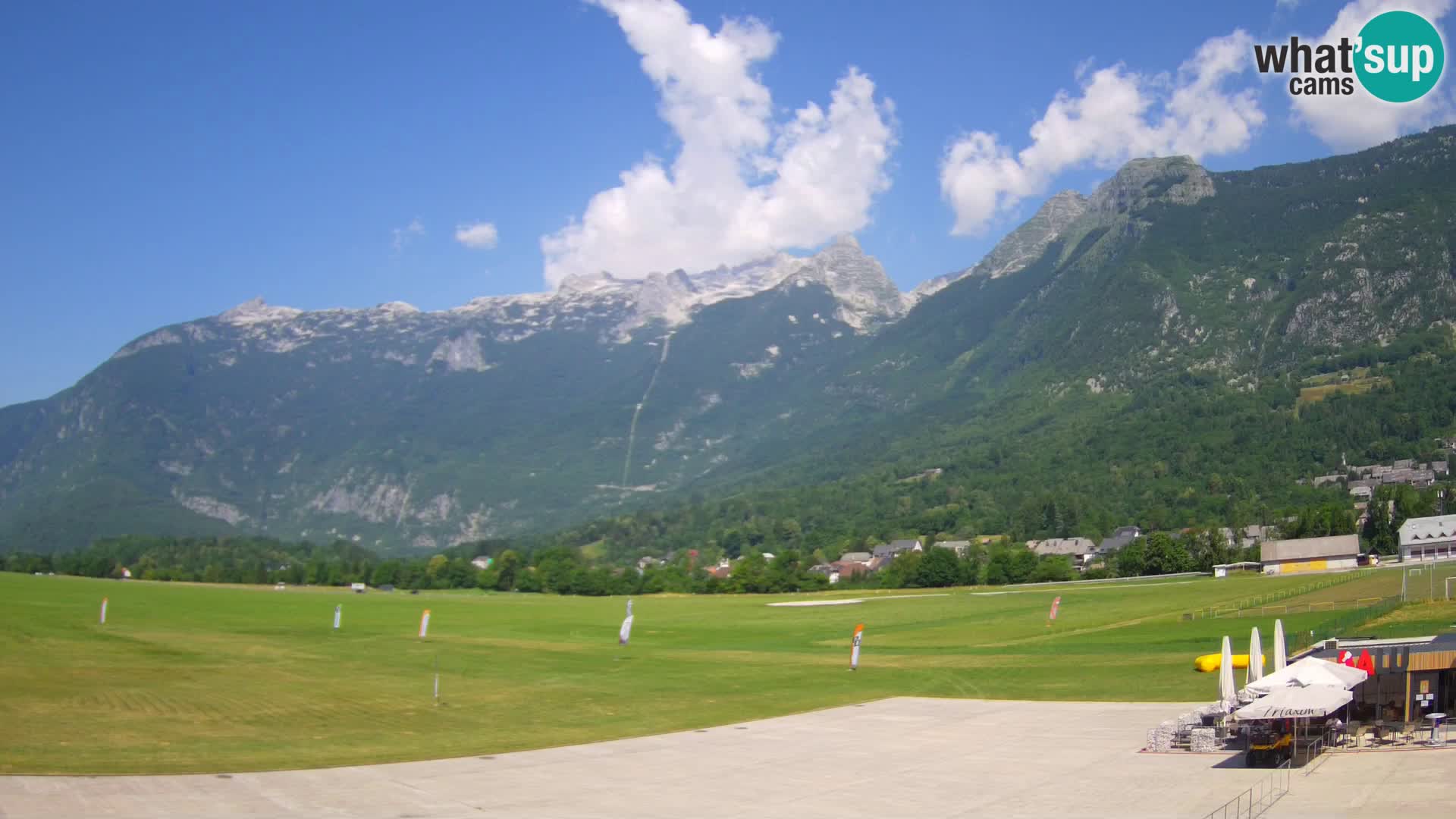 Cámara web en vivo Aeropuerto de Bovec – Vista a Kanin