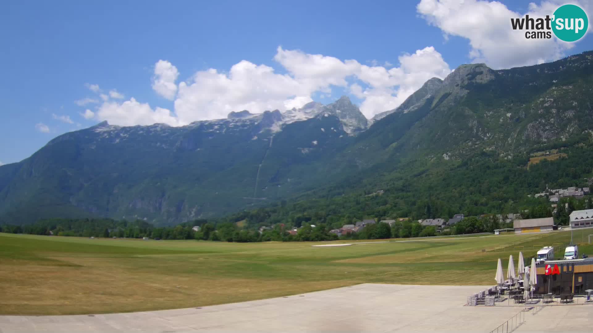 Cámara web en vivo Aeropuerto de Bovec – Vista a Kanin