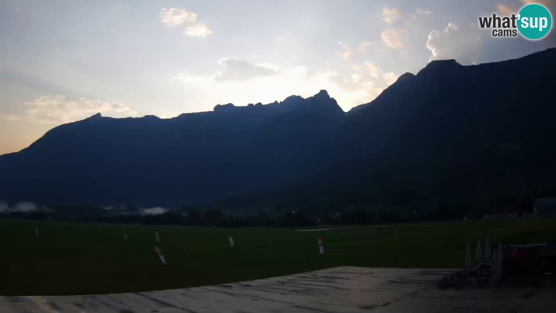 Live webcam Bovec airport – View to Kanin