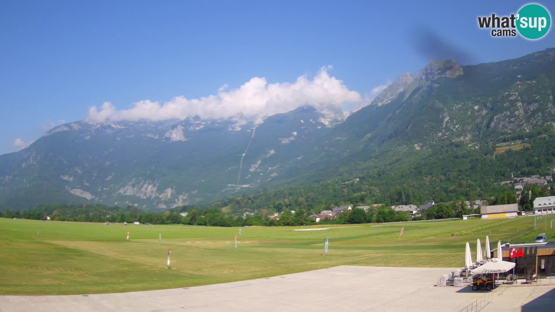 Cámara web en vivo Aeropuerto de Bovec – Vista a Kanin
