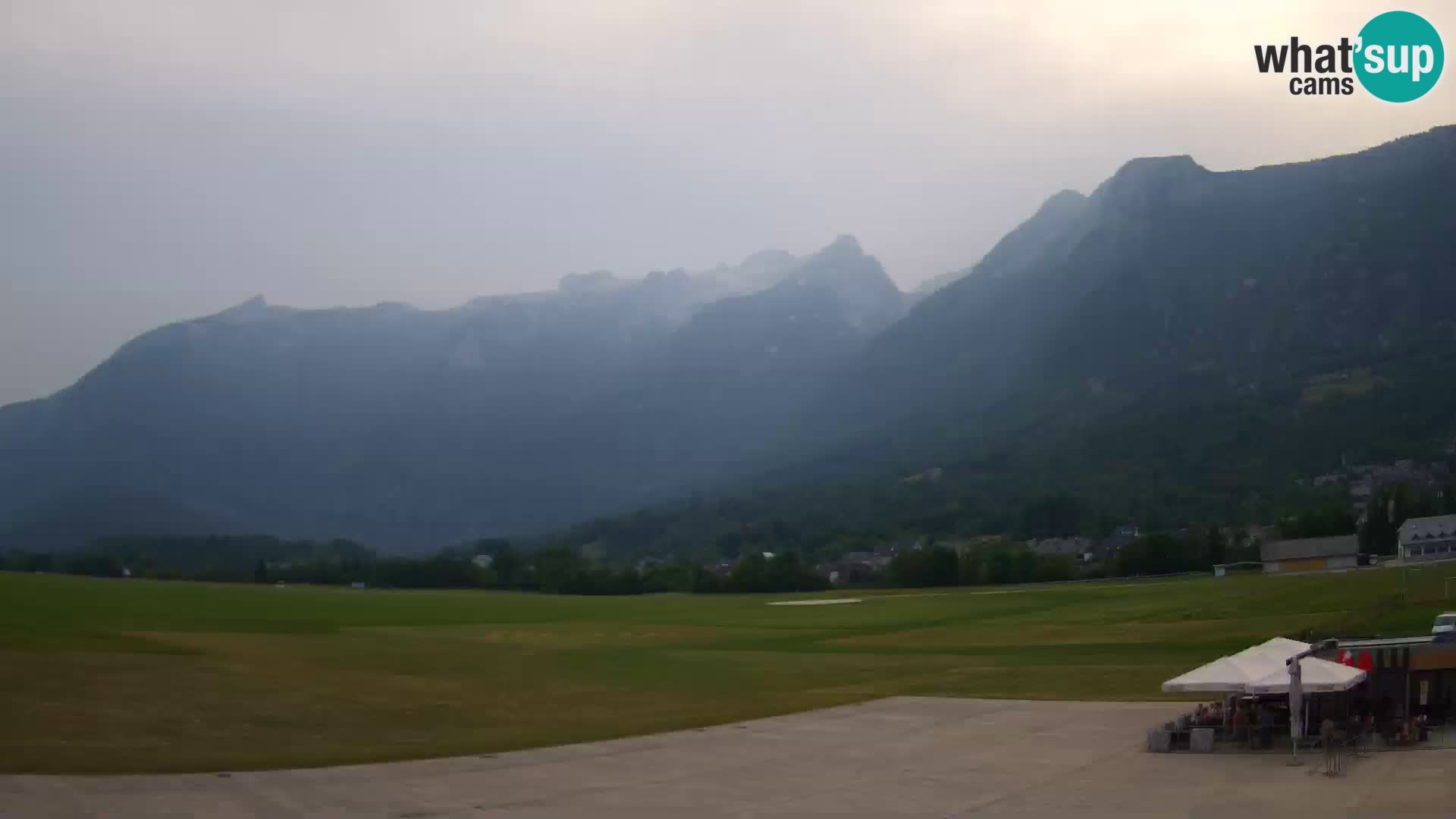 Live webcam Bovec airport – View to Kanin