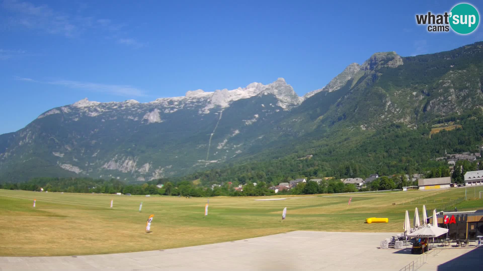 Live webcam Bovec airport – View to Kanin