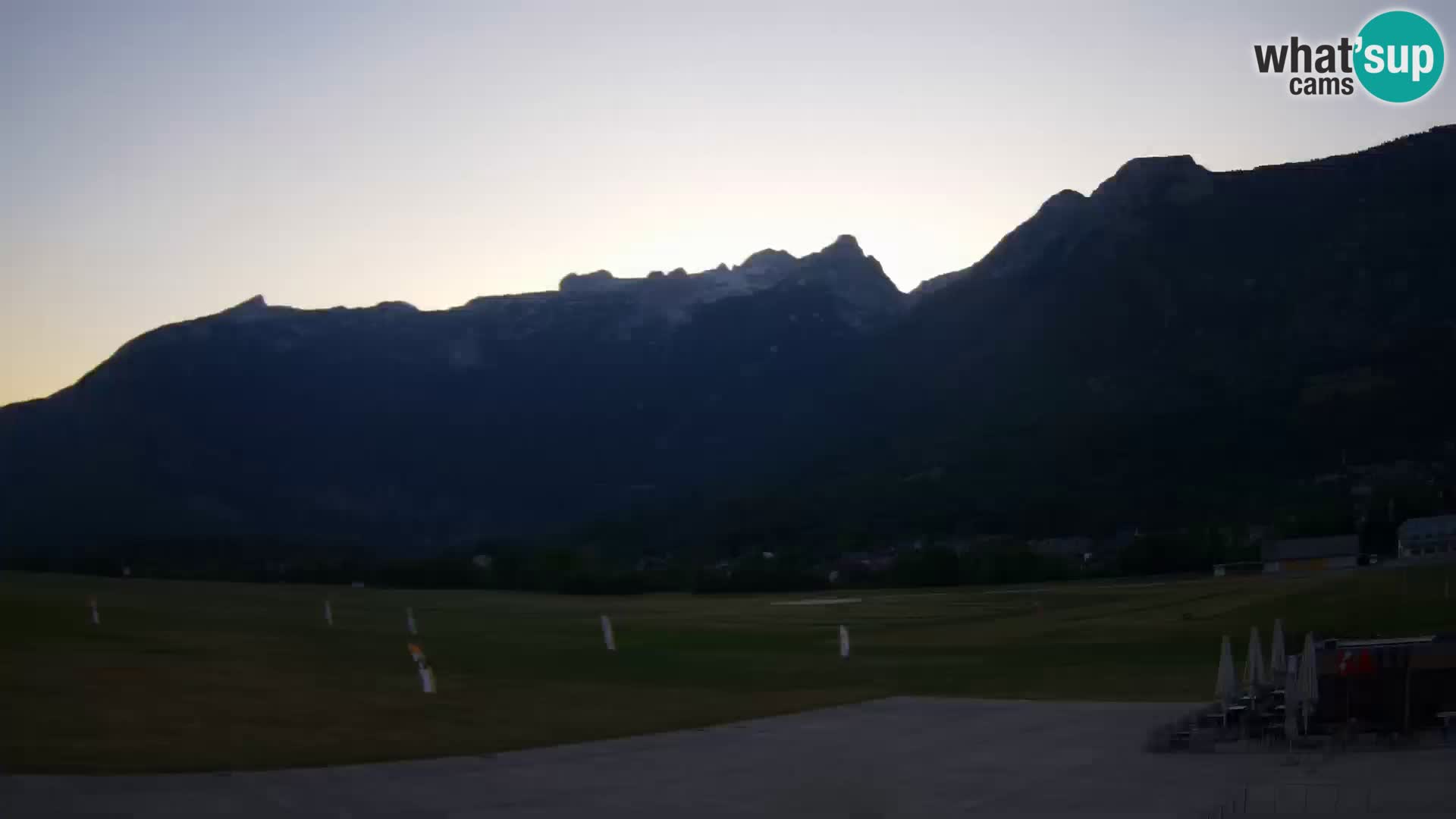 Live webcam Bovec airport – View to Kanin
