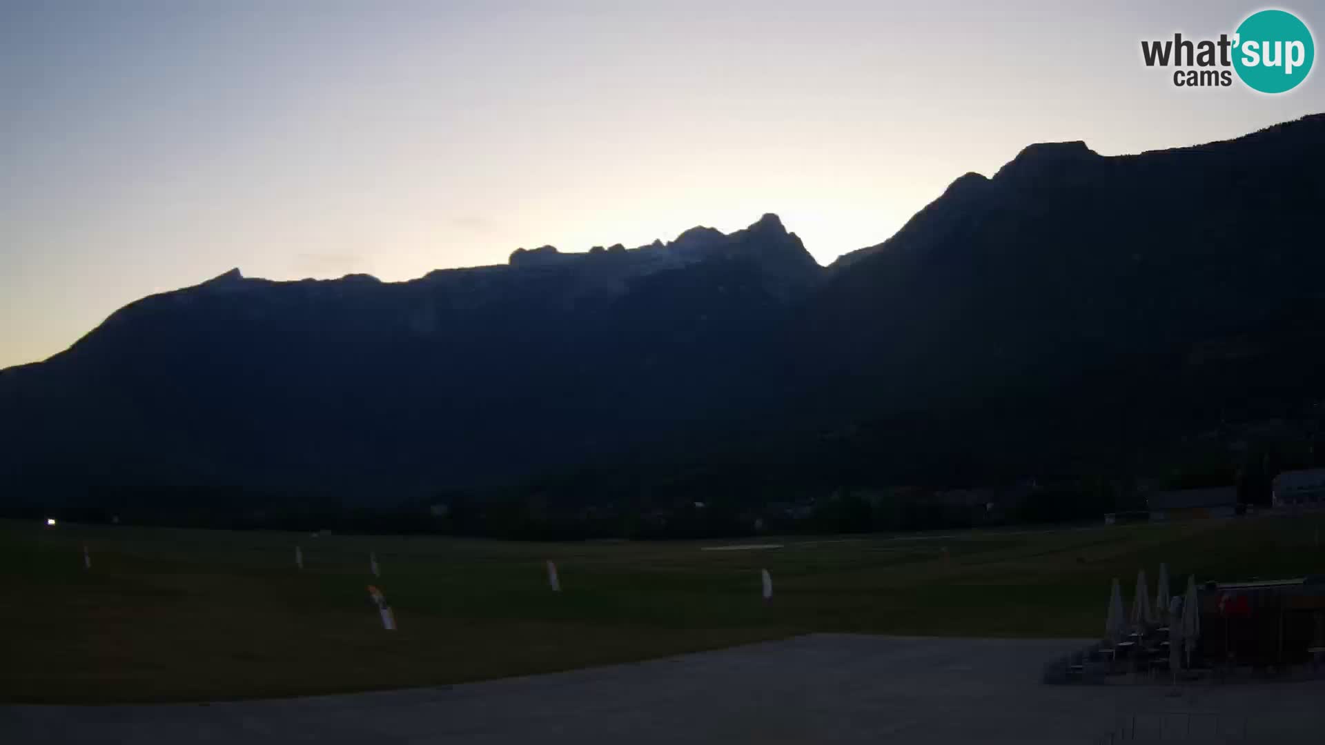 Live webcam Bovec airport – View to Kanin