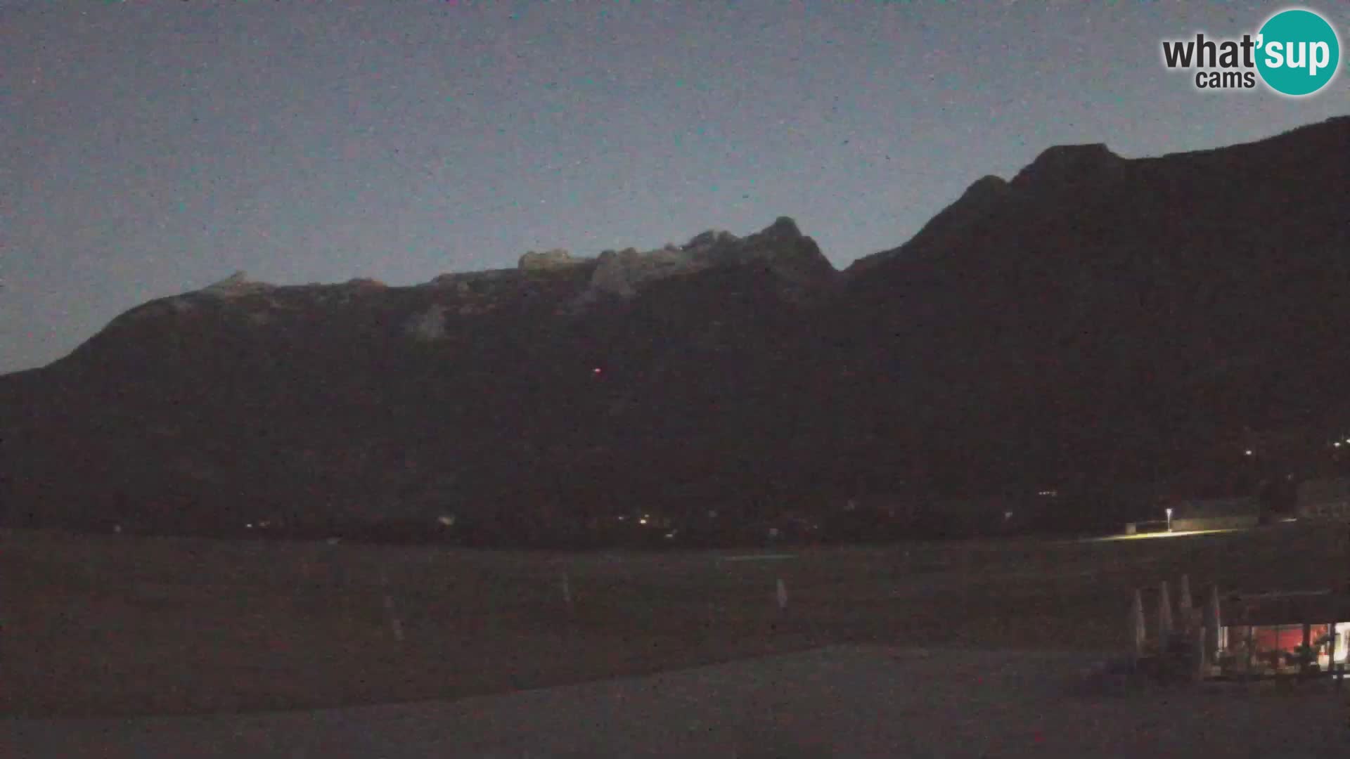 Web kamera uživo Zračna luka Bovec – Pogled na Kanin
