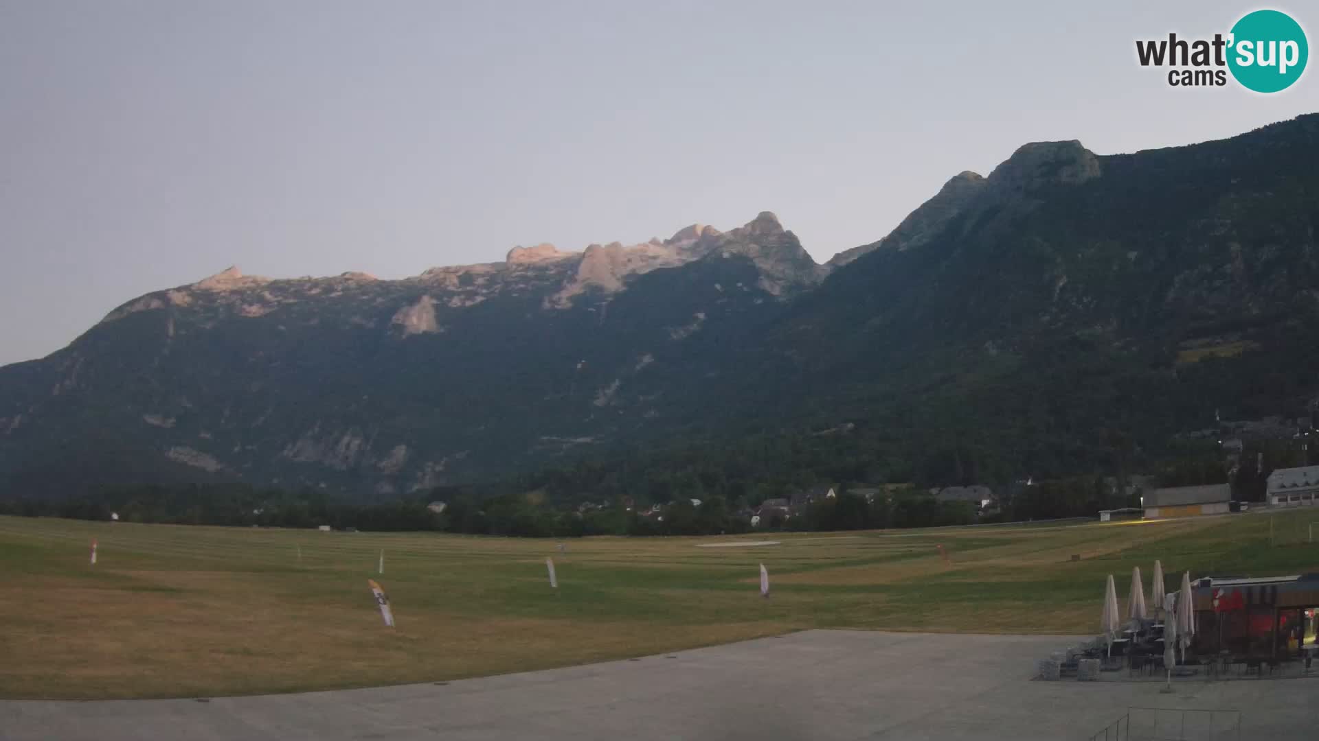 Webcam en direct Aéroport de Bovec – Vue sur Kanin