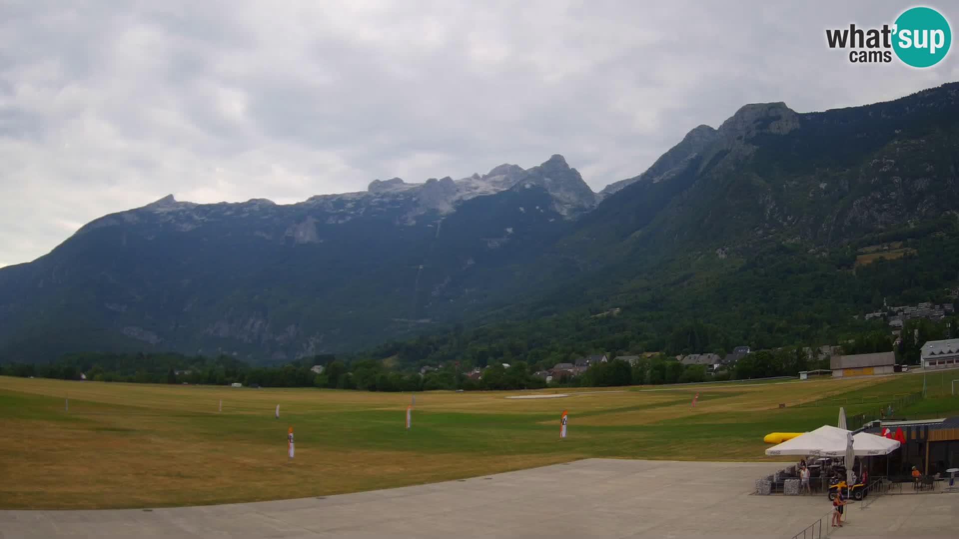 Webcam en direct Aéroport de Bovec – Vue sur Kanin