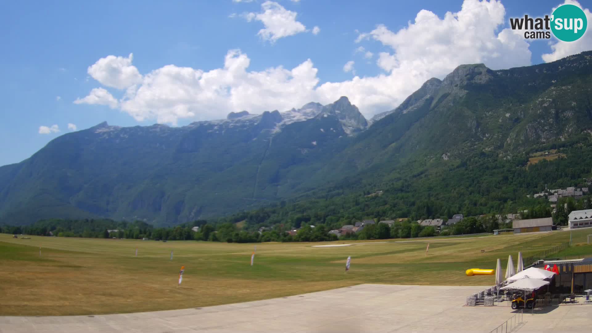 Webcam en direct Aéroport de Bovec – Vue sur Kanin