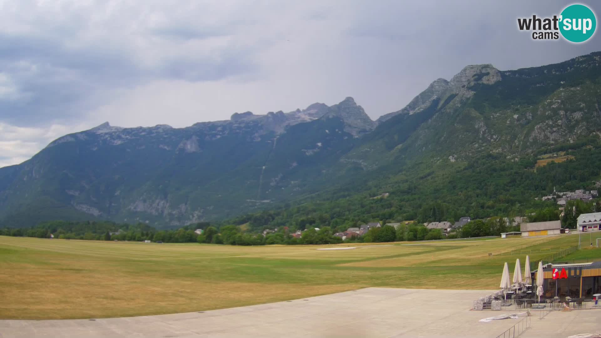 Live webcam Bovec airport – View to Kanin