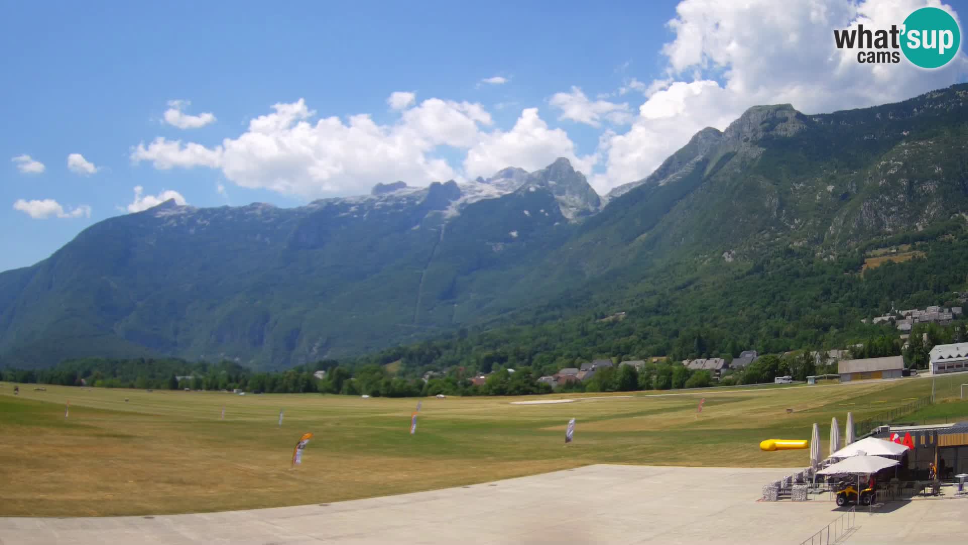 Live webcam Bovec airport – View to Kanin