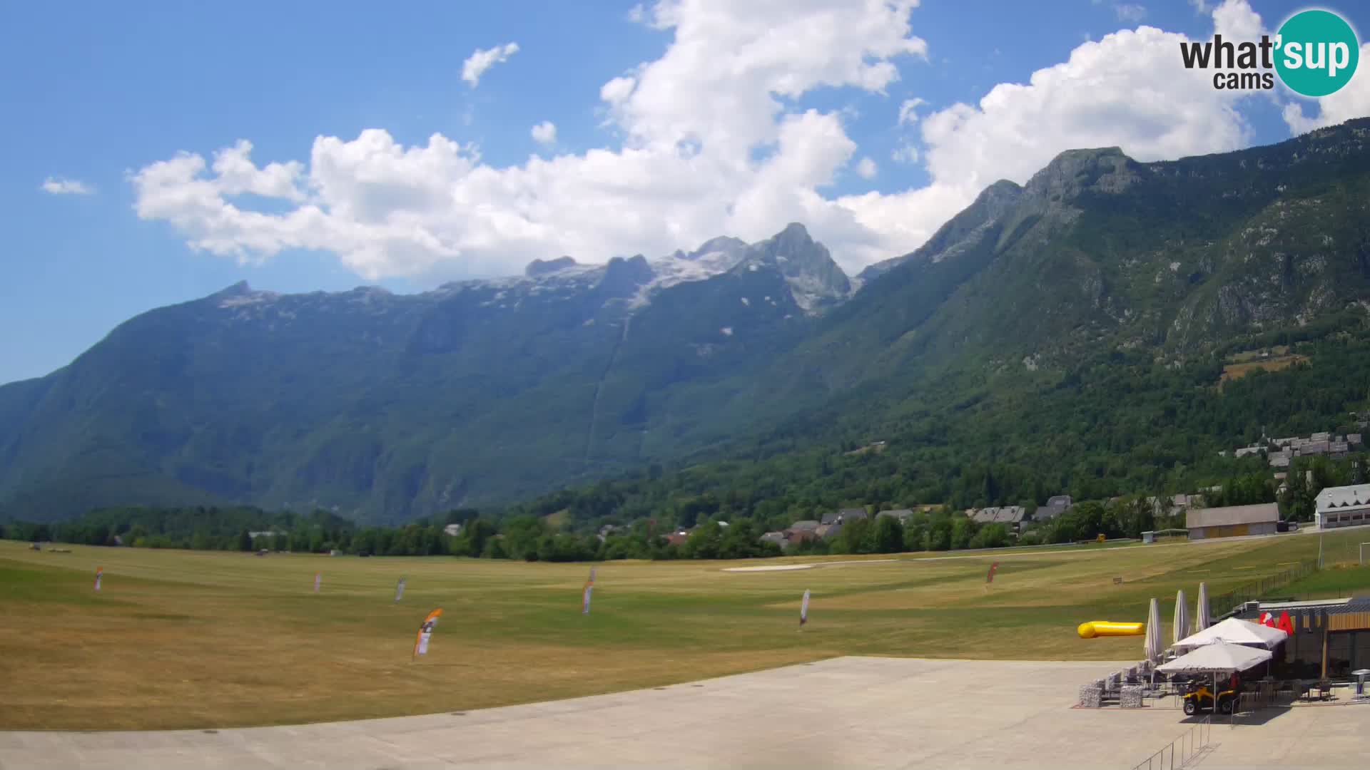 Cámara web en vivo Aeropuerto de Bovec – Vista a Kanin