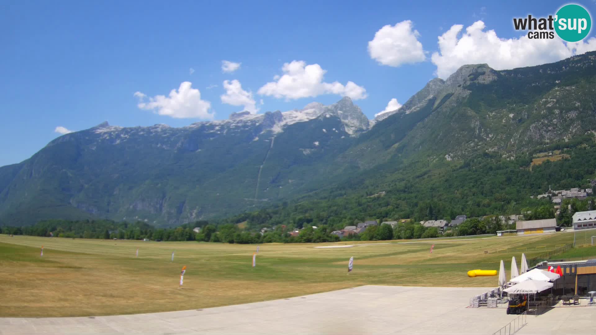 Cámara web en vivo Aeropuerto de Bovec – Vista a Kanin