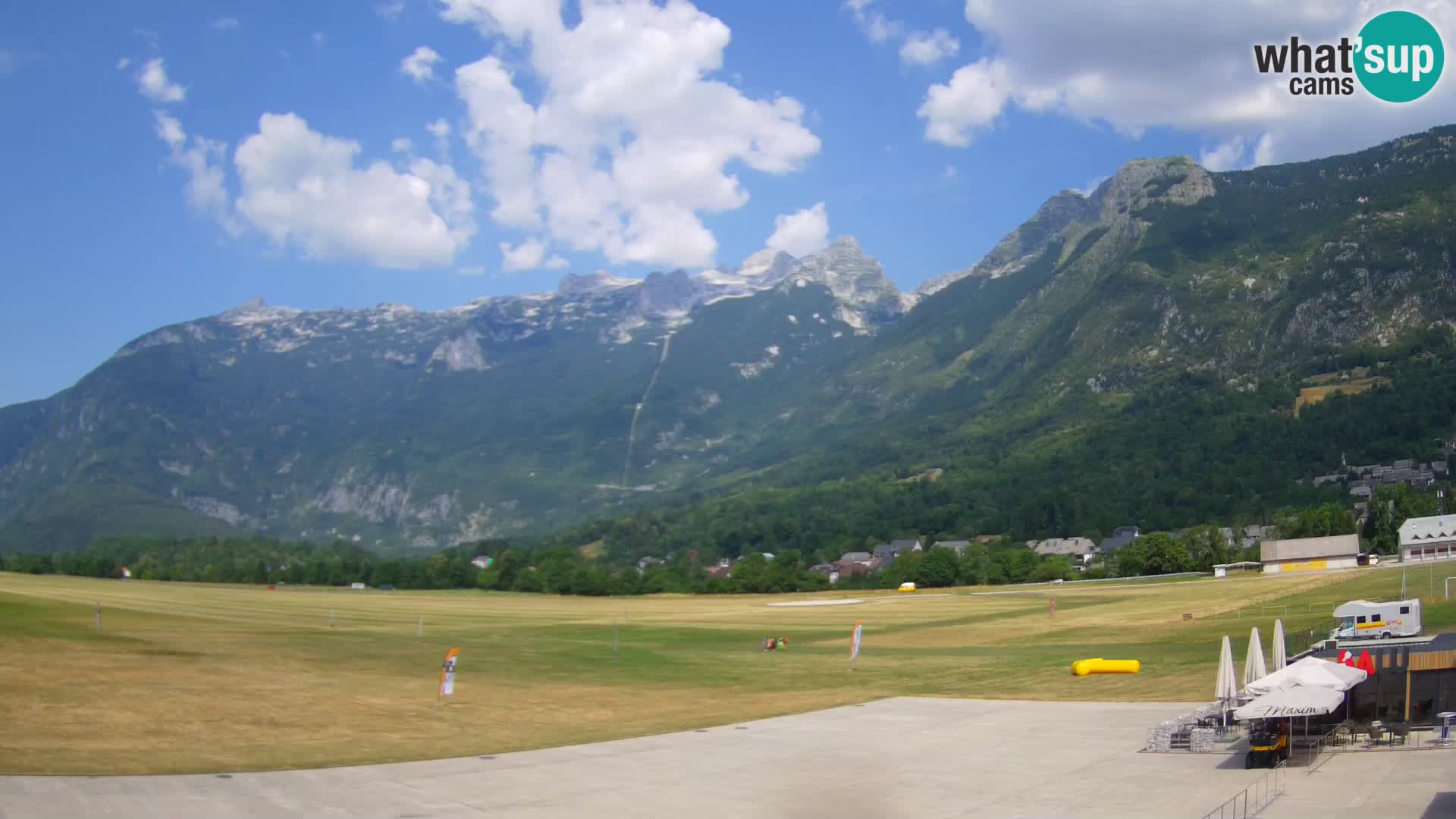 Live webcam Bovec airport – View to Kanin