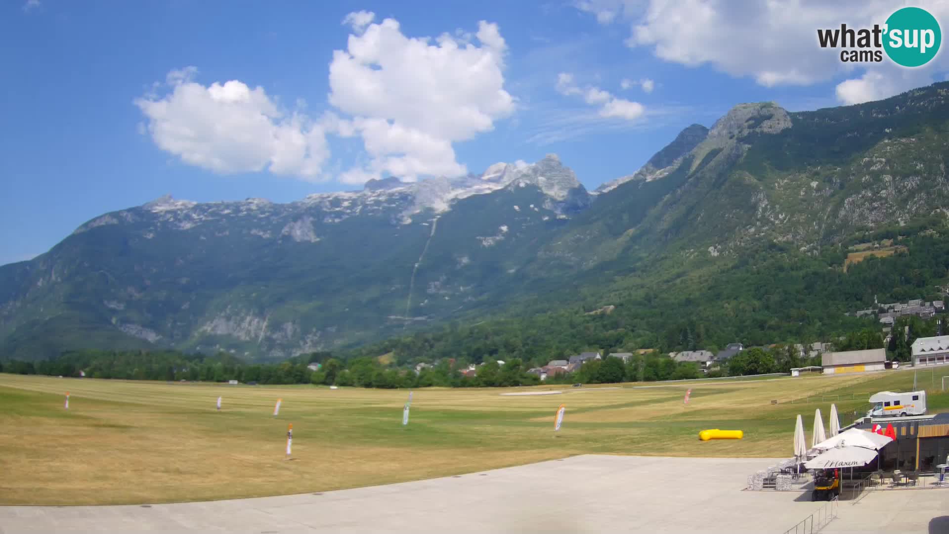 Webcam en direct Aéroport de Bovec – Vue sur Kanin