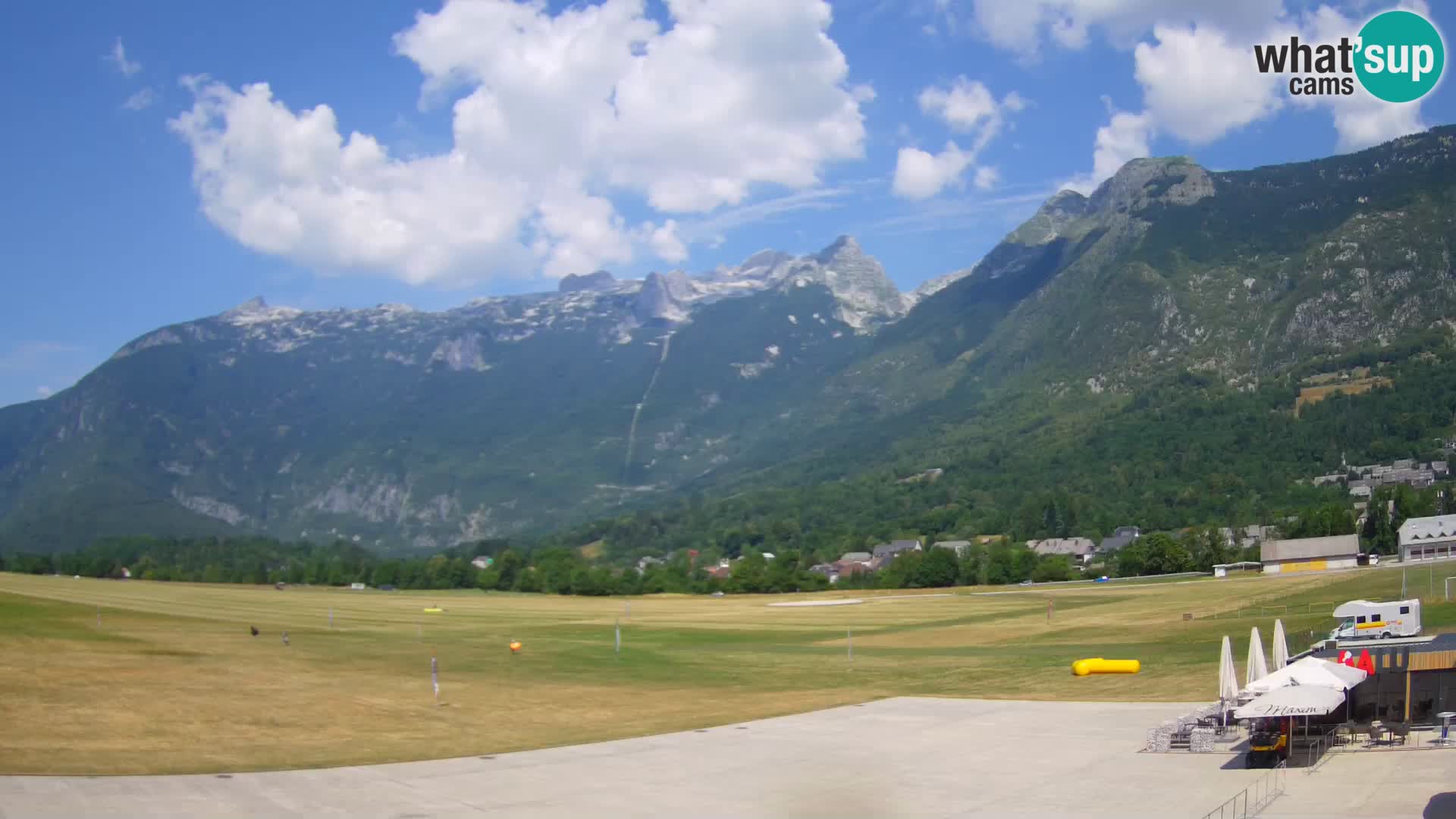 Live webcam Bovec airport – View to Kanin