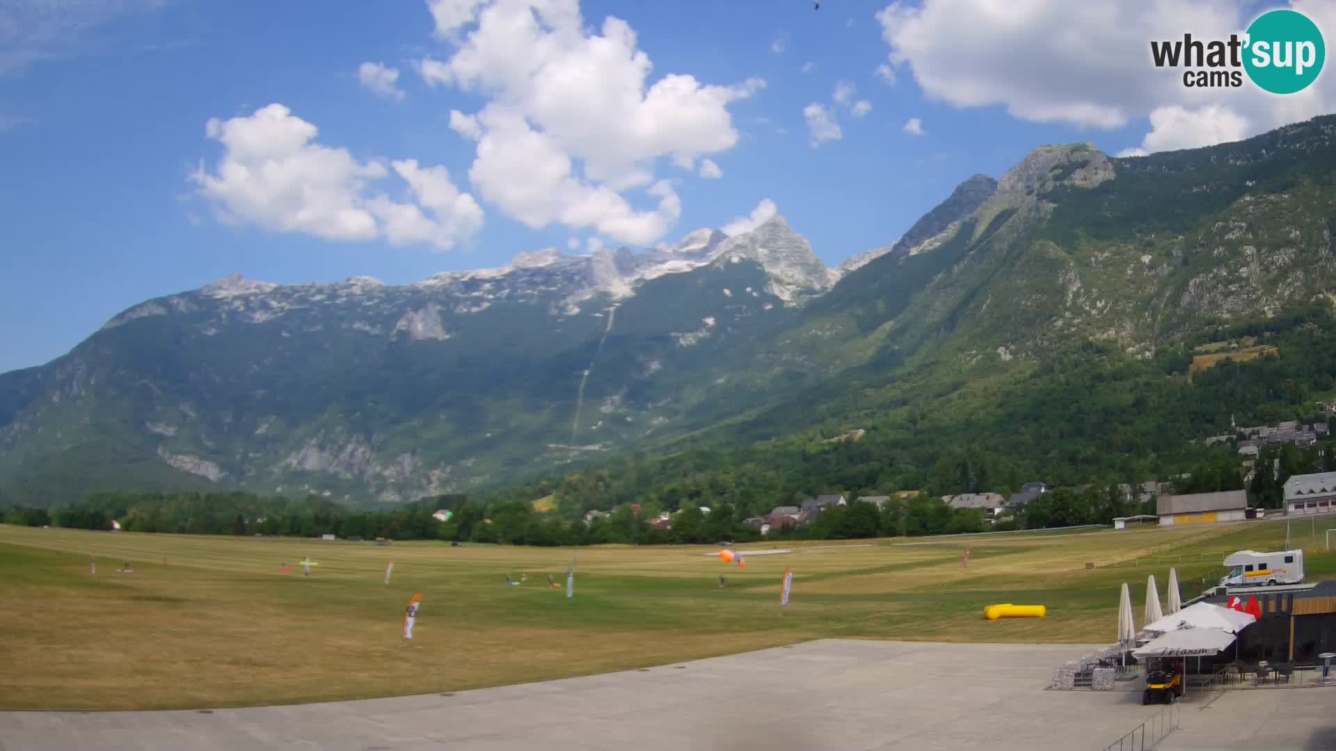 Live webcam Bovec airport – View to Kanin
