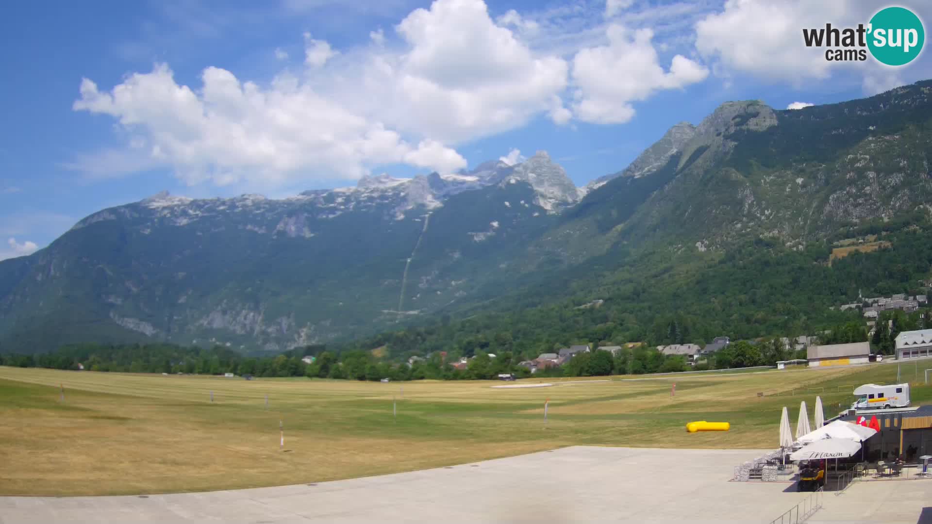 Cámara web en vivo Aeropuerto de Bovec – Vista a Kanin