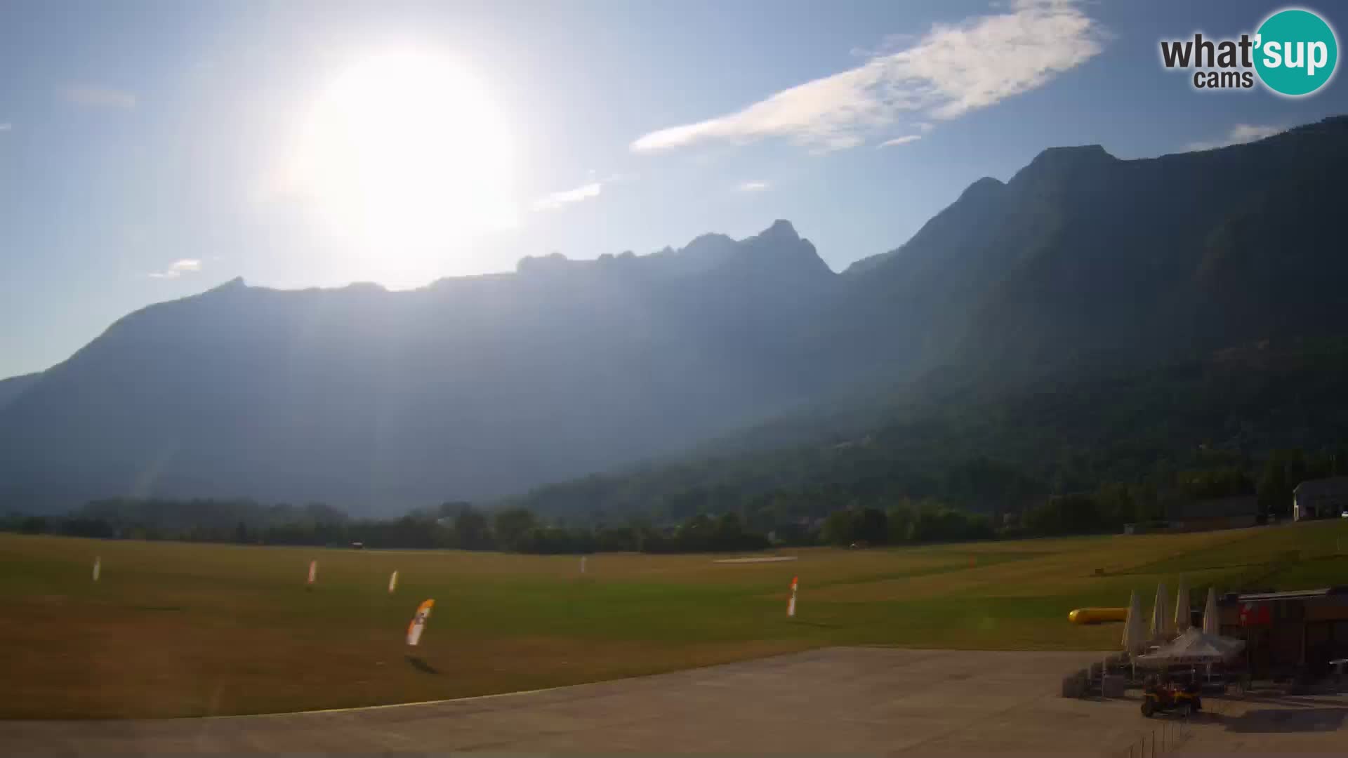 Live webcam Bovec airport – View to Kanin