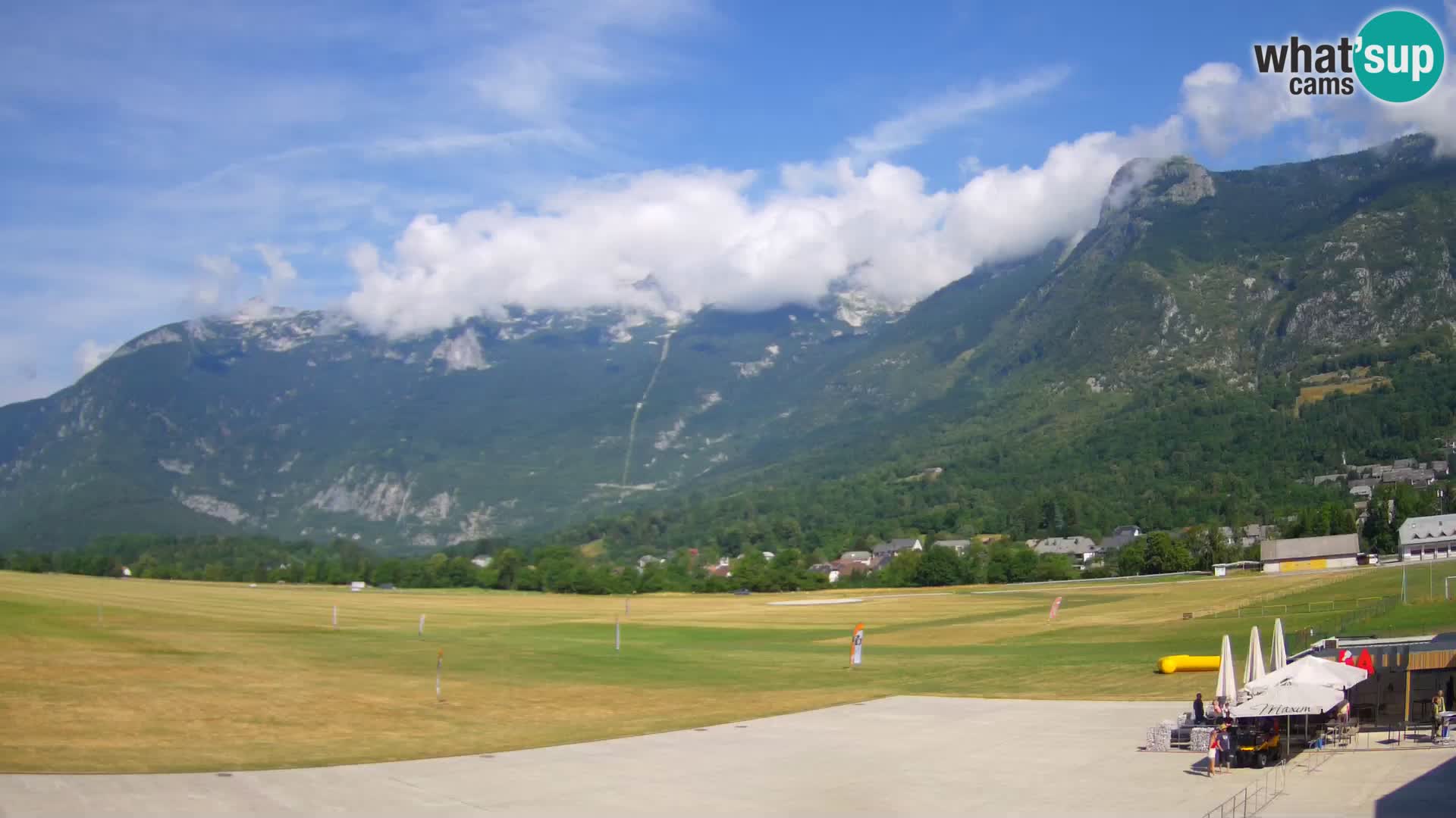 Webcam en direct Aéroport de Bovec – Vue sur Kanin