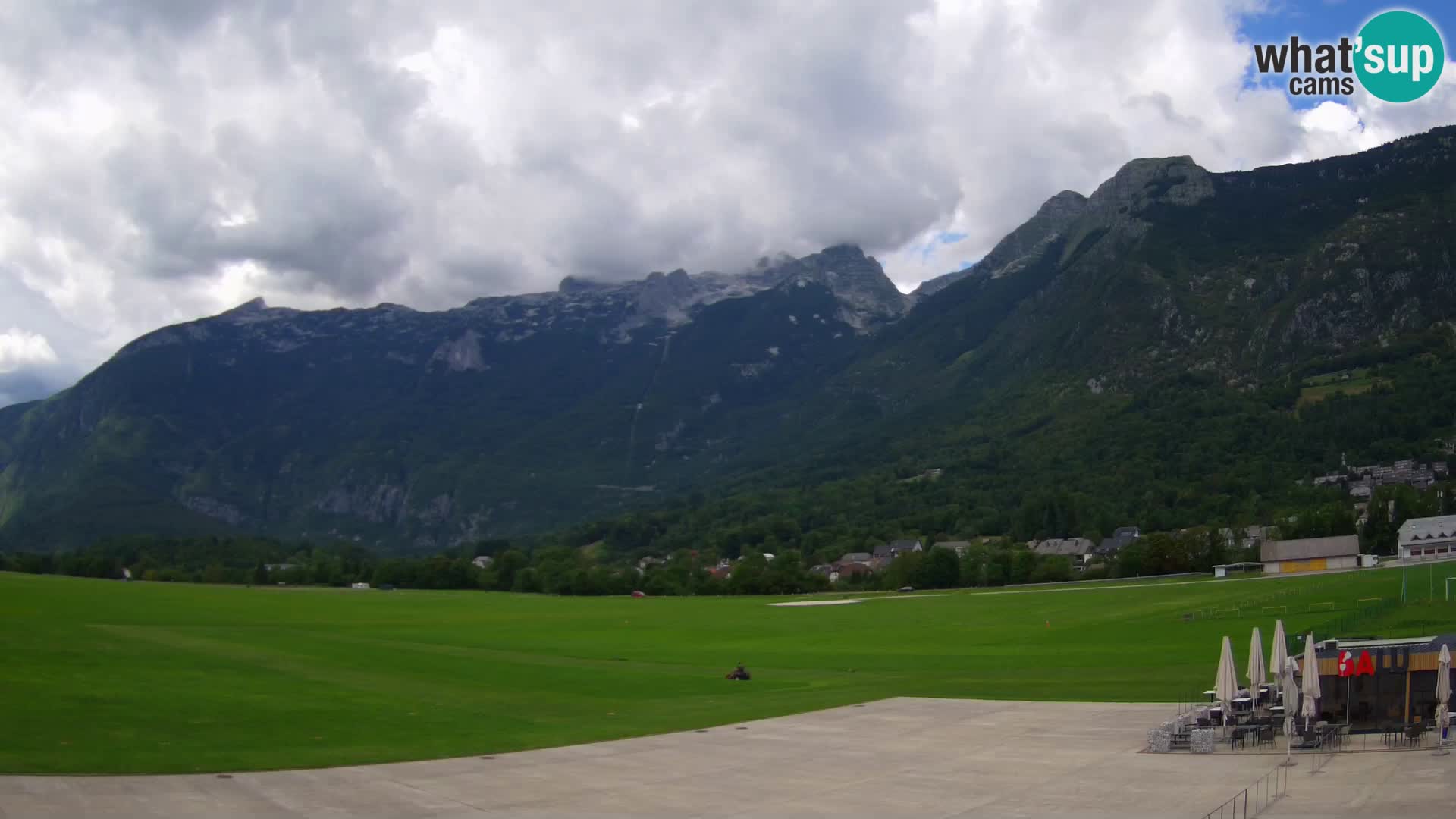 Live webcam Bovec airport – View to Kanin