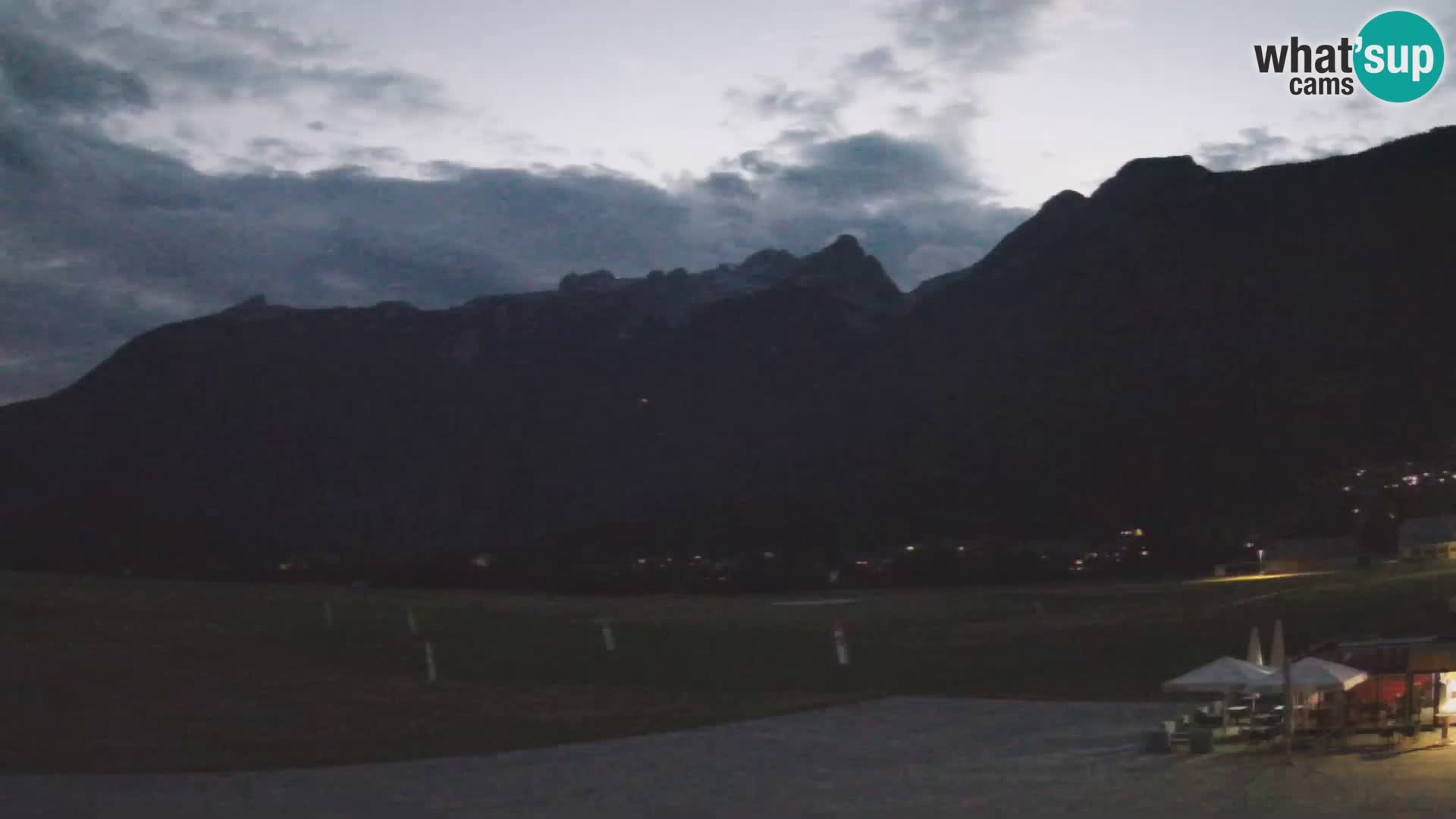 Cámara web en vivo Aeropuerto de Bovec – Vista a Kanin