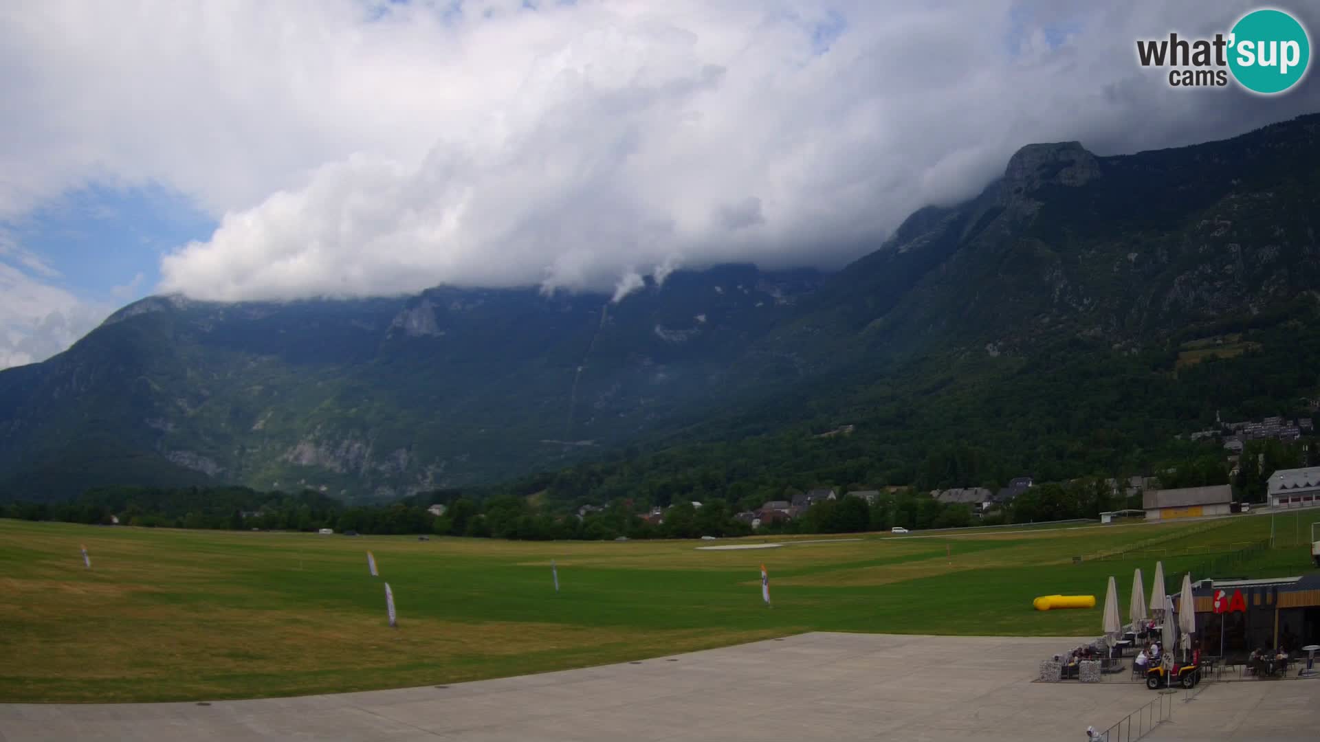Live webcam Bovec airport – View to Kanin