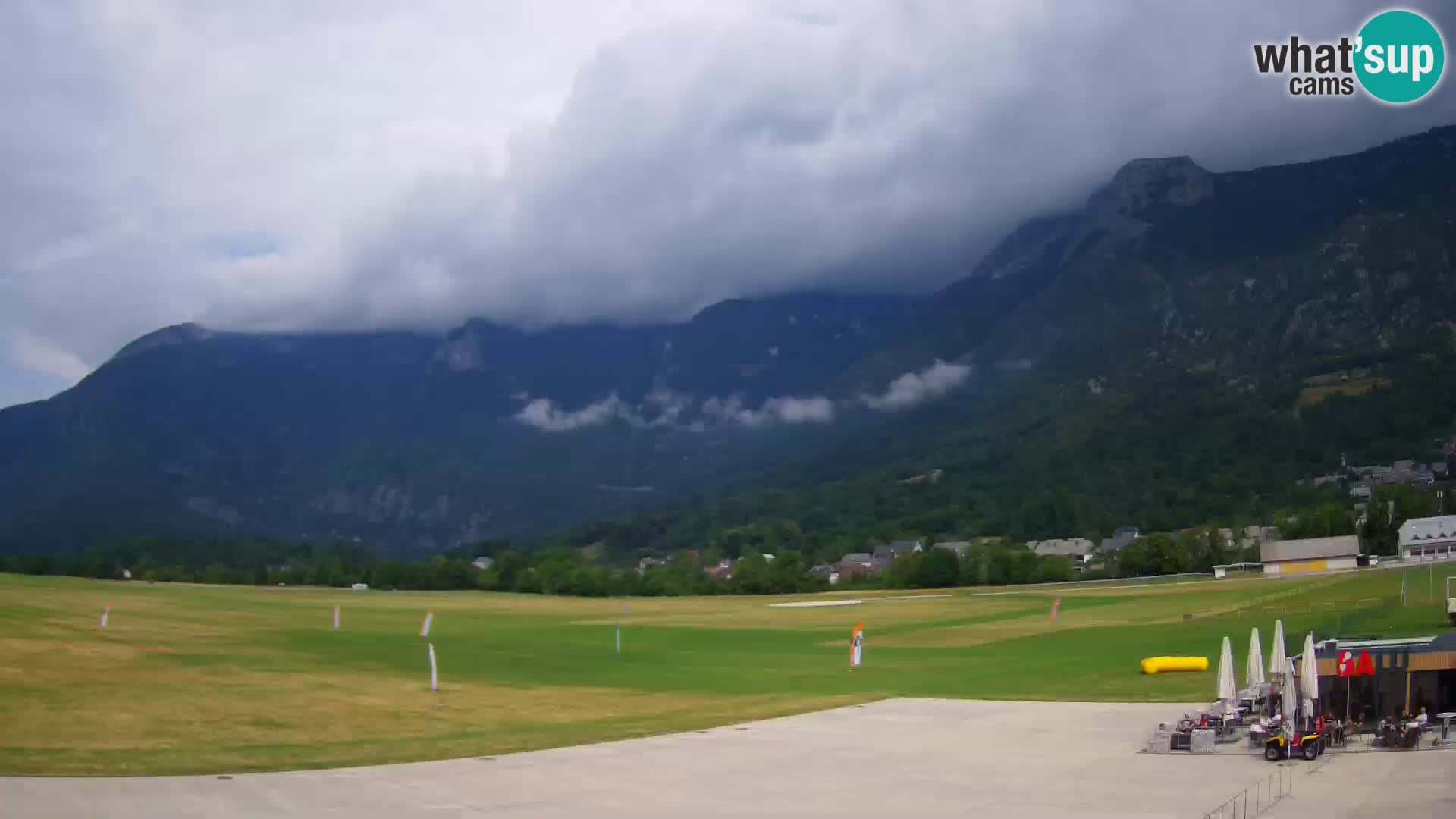 Webcam en direct Aéroport de Bovec – Vue sur Kanin