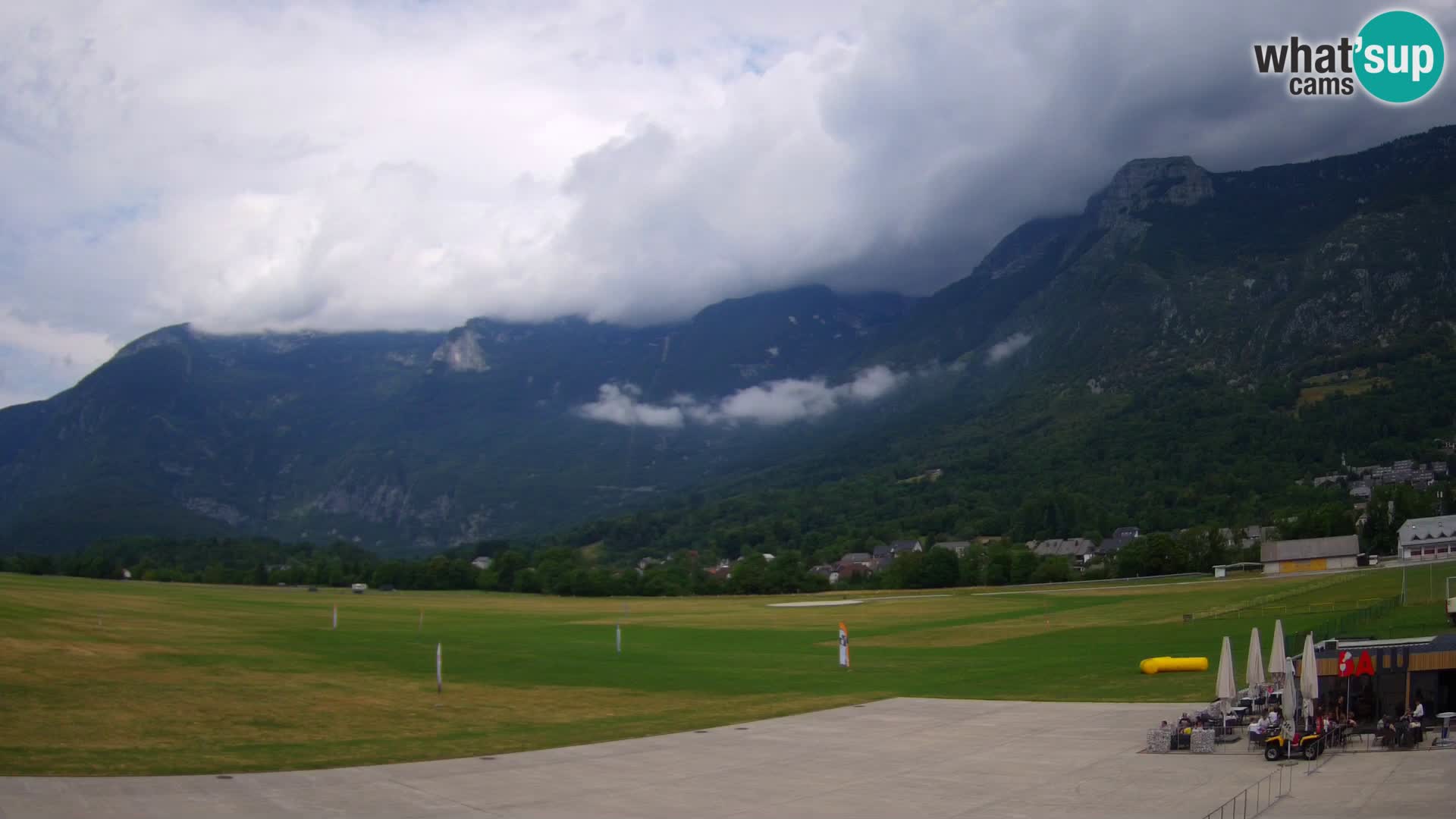 Webcam en direct Aéroport de Bovec – Vue sur Kanin