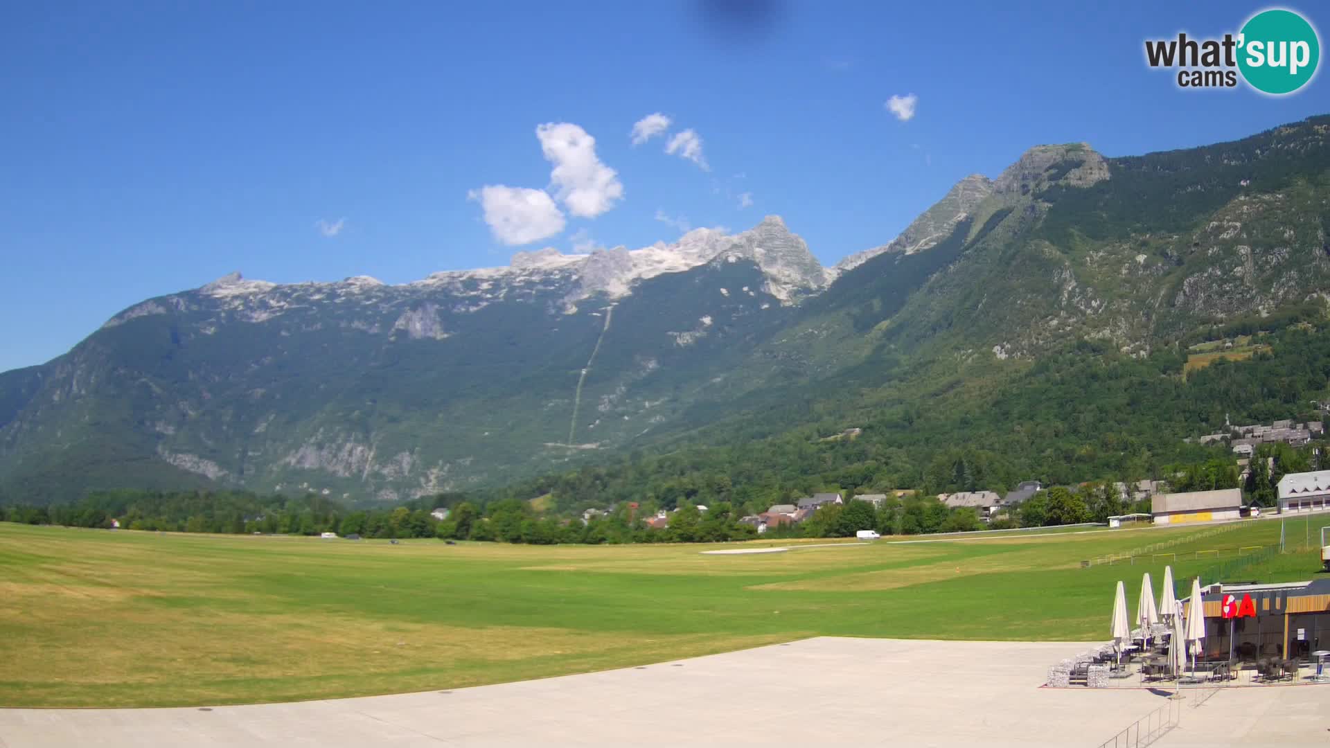 Cámara web en vivo Aeropuerto de Bovec – Vista a Kanin