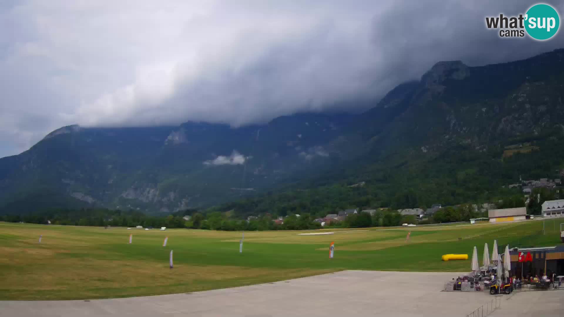 Webcam en direct Aéroport de Bovec – Vue sur Kanin