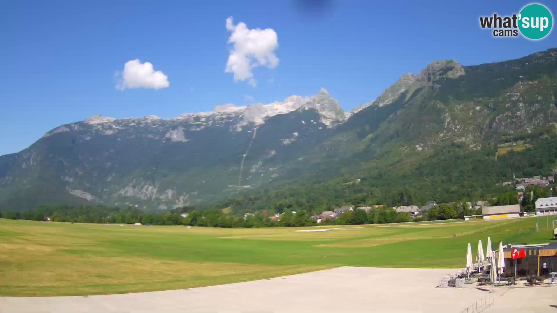 Webcam en direct Aéroport de Bovec – Vue sur Kanin
