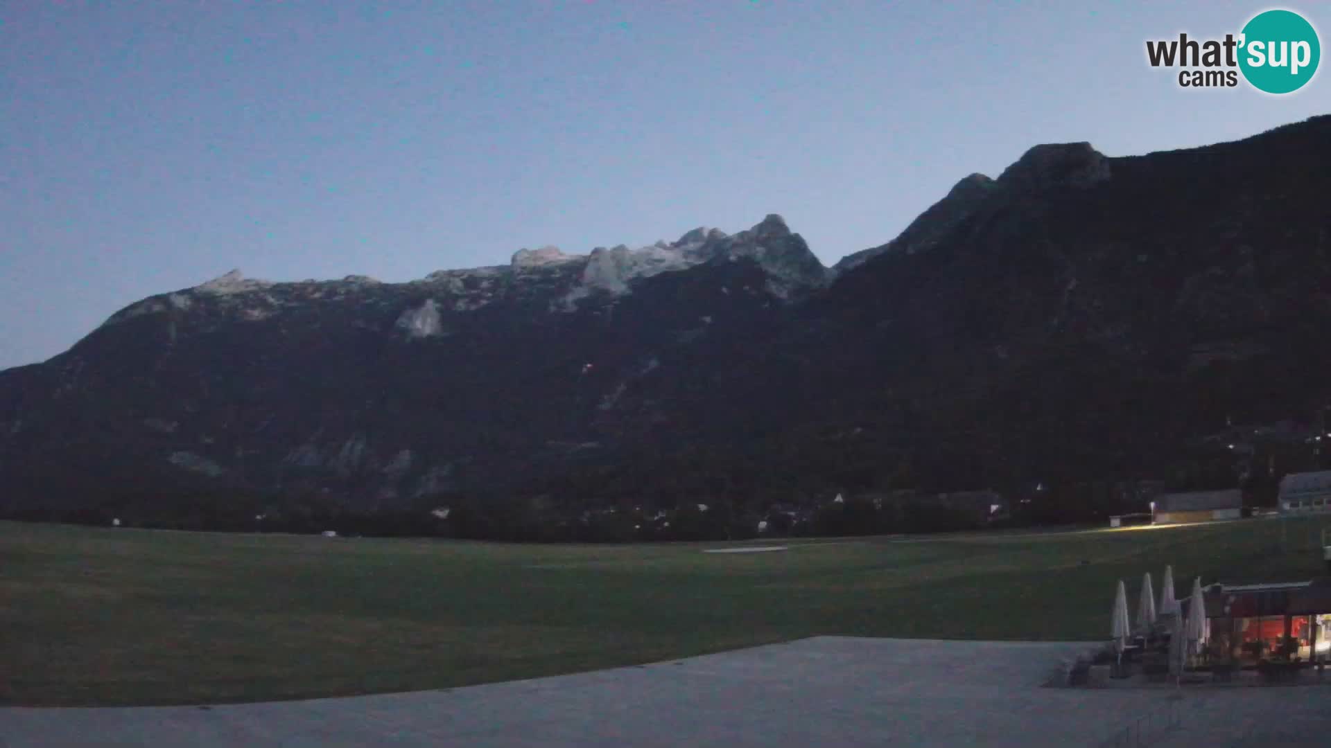 Webcam en direct Aéroport de Bovec – Vue sur Kanin