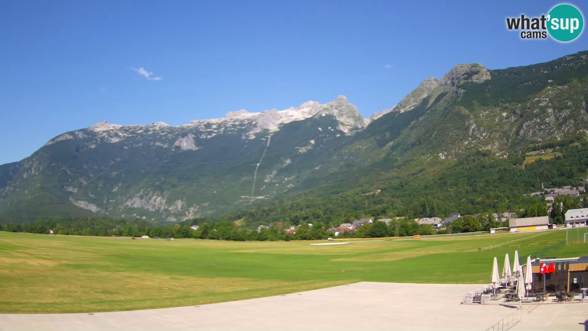 Webcam en direct Aéroport de Bovec – Vue sur Kanin
