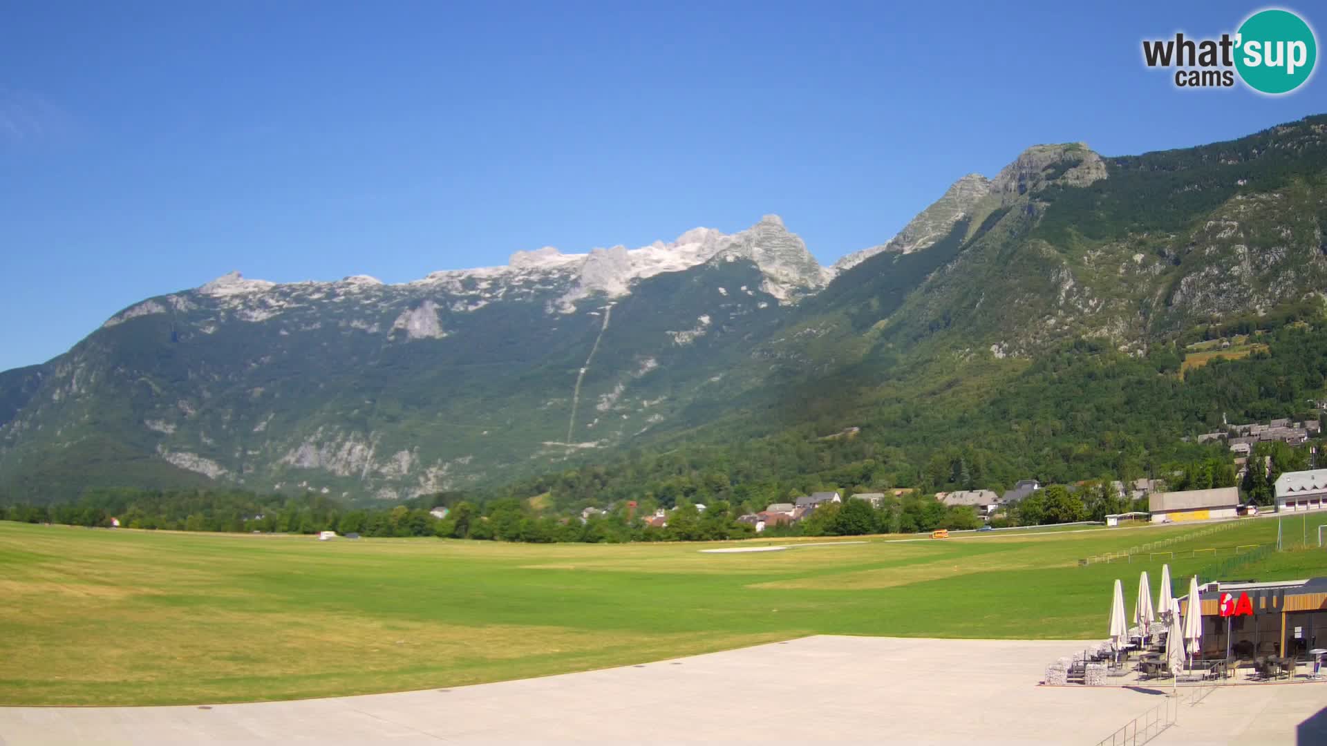 Cámara web en vivo Aeropuerto de Bovec – Vista a Kanin