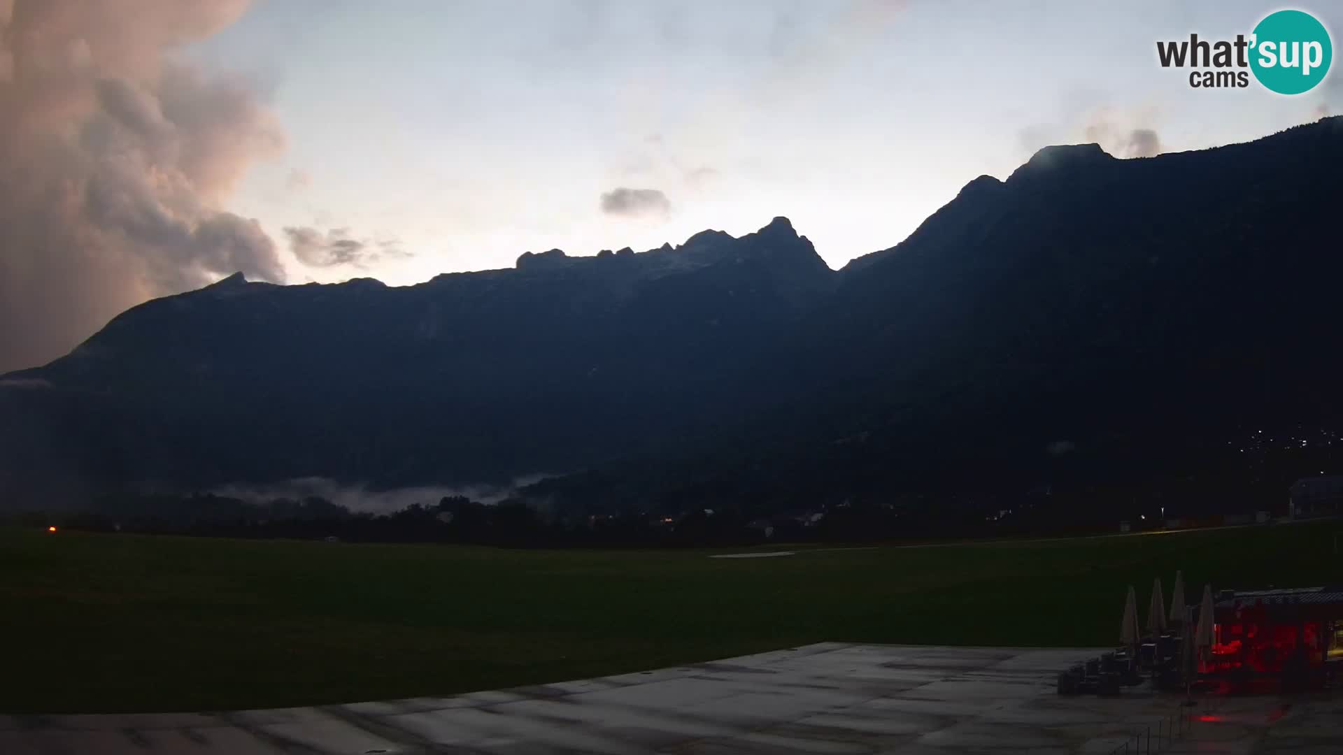 Cámara web en vivo Aeropuerto de Bovec – Vista a Kanin
