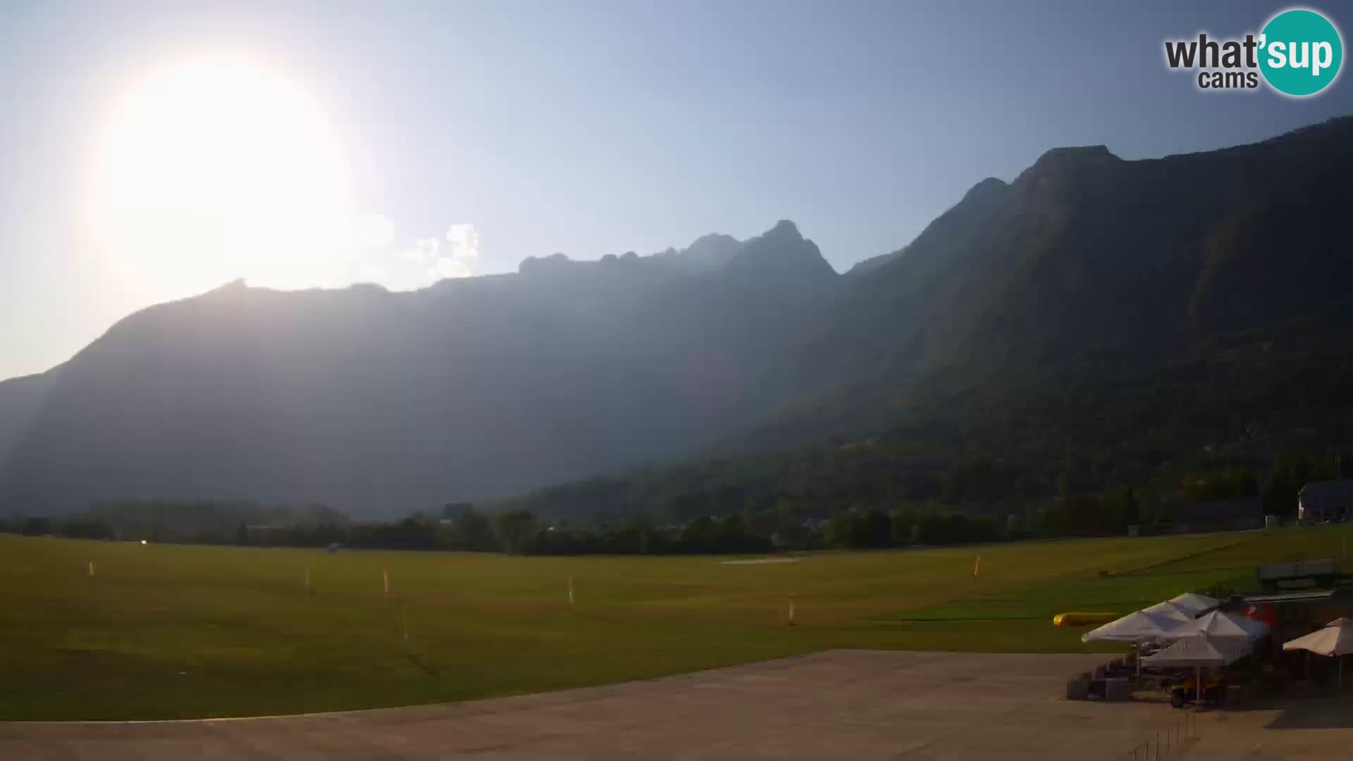 Webcam en direct Aéroport de Bovec – Vue sur Kanin